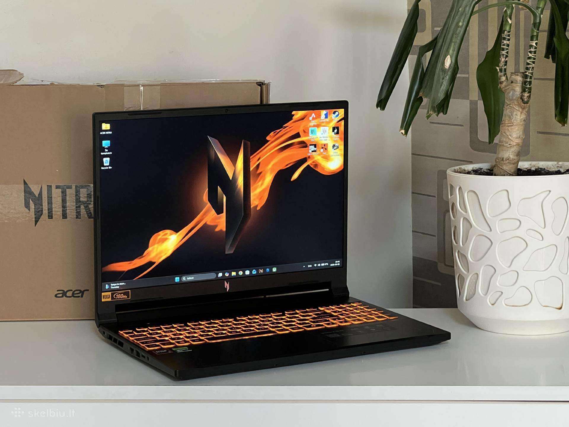 Parduodamas Nitro V16 su Rtx 5050, Ryzen, 180hz.