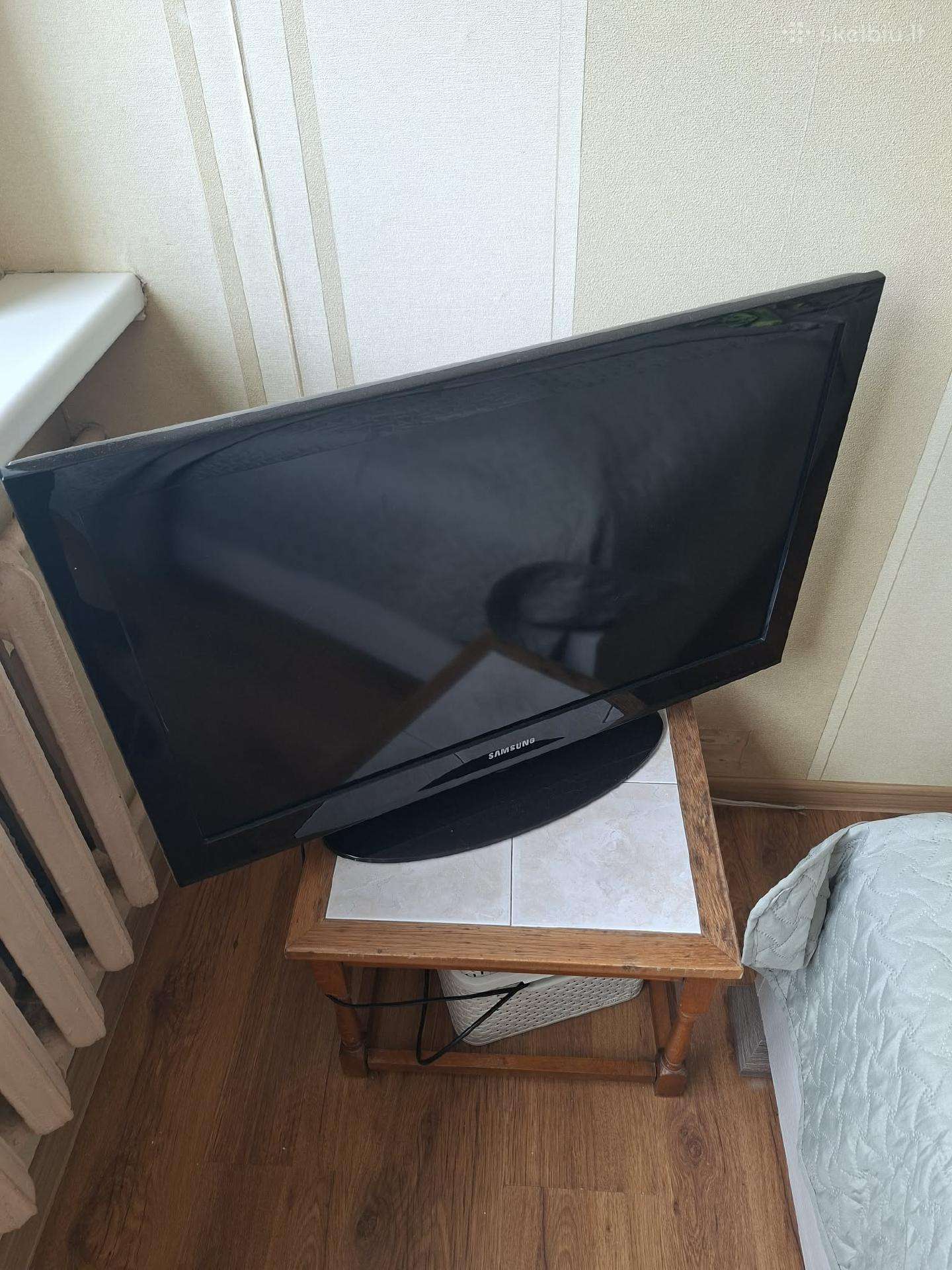 Samsung Le32c450