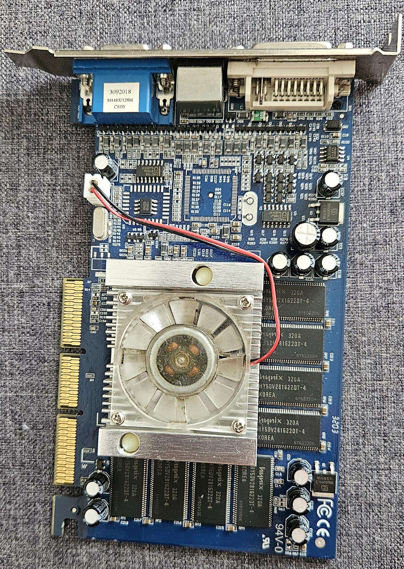 Vaizdo plokštė Invidia Geforce4 440 8xagp 128mb