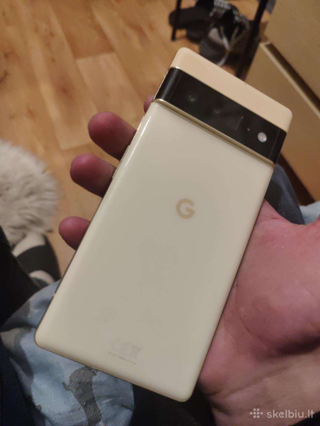 Parduodu geram stovį Google Pixel 6 Pro skiles