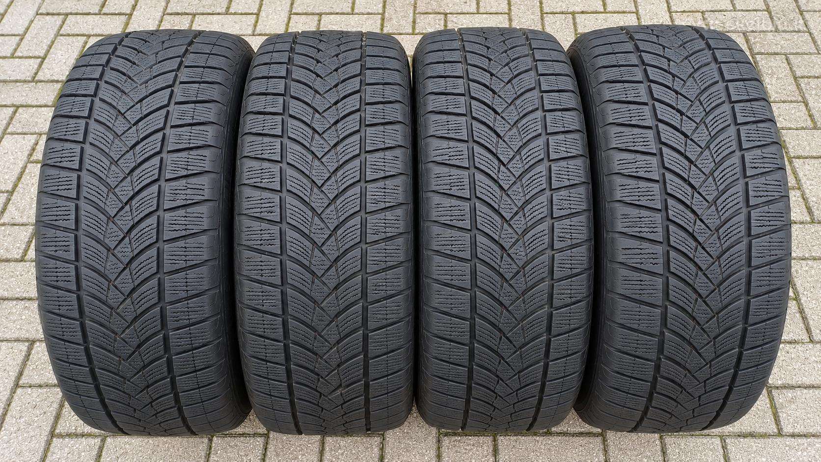 Goodyear, зимние 255/45 R20