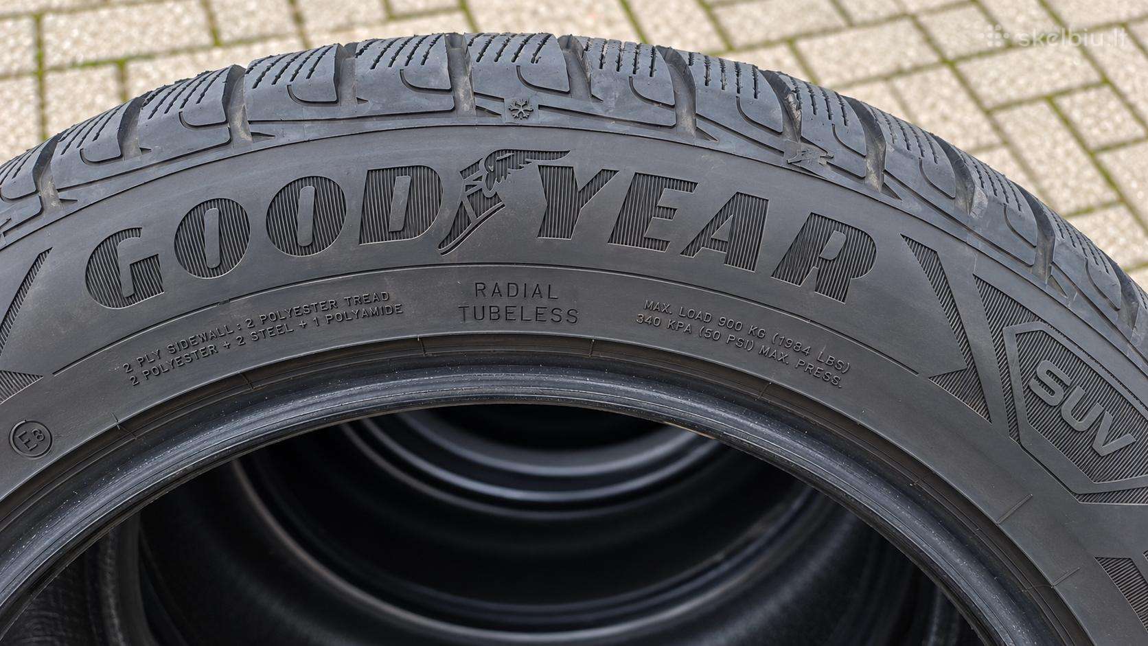 Goodyear, зимние 255/45 R20