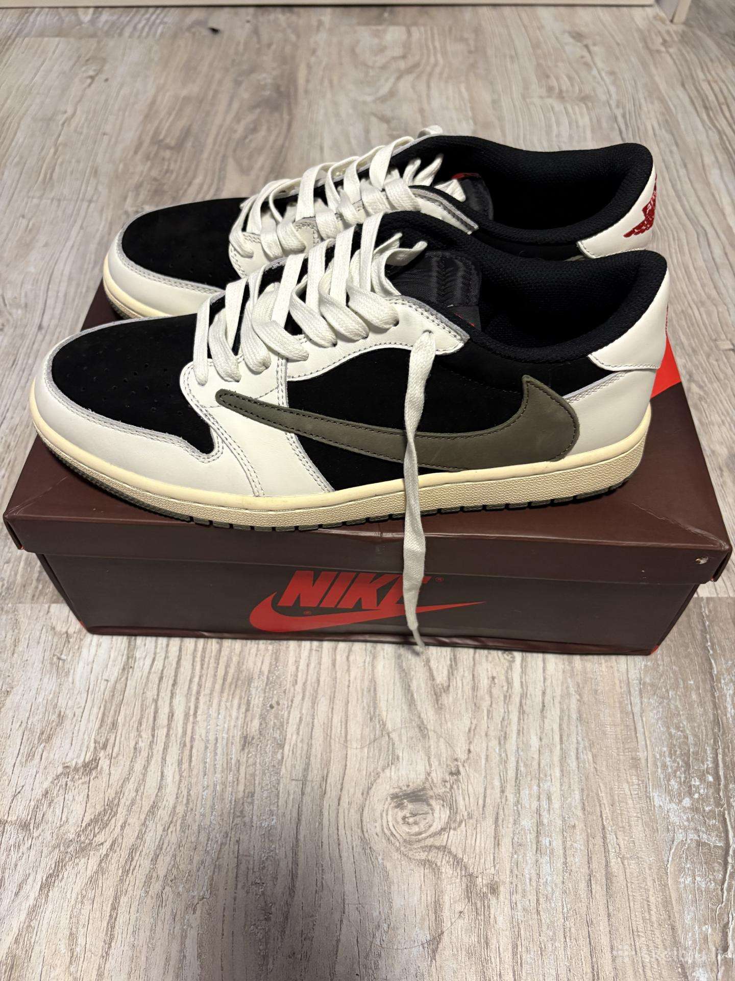 Travis Scott Air Jordan 1 Low stiliaus batai 44.