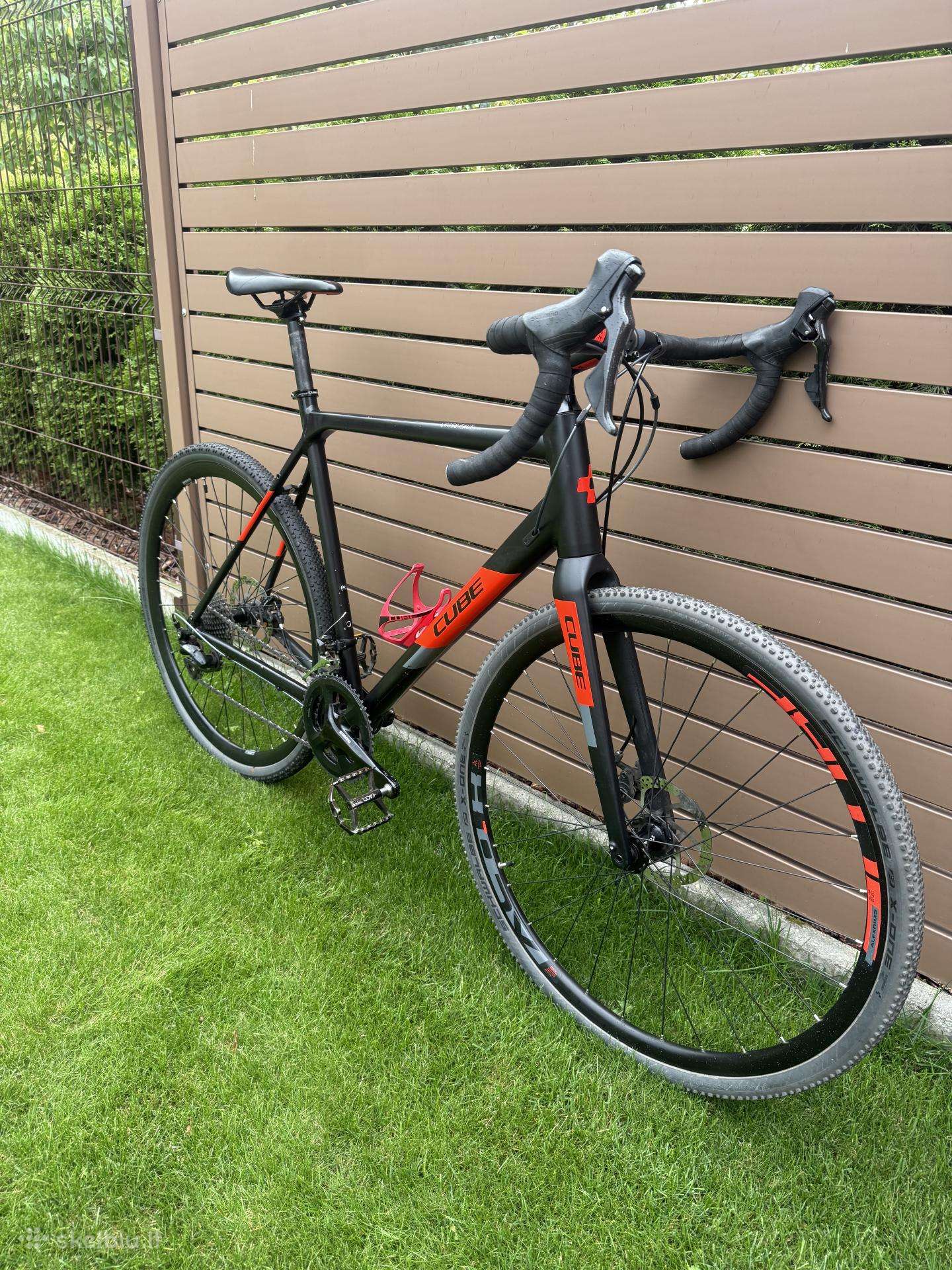 Other bike Cube 28″