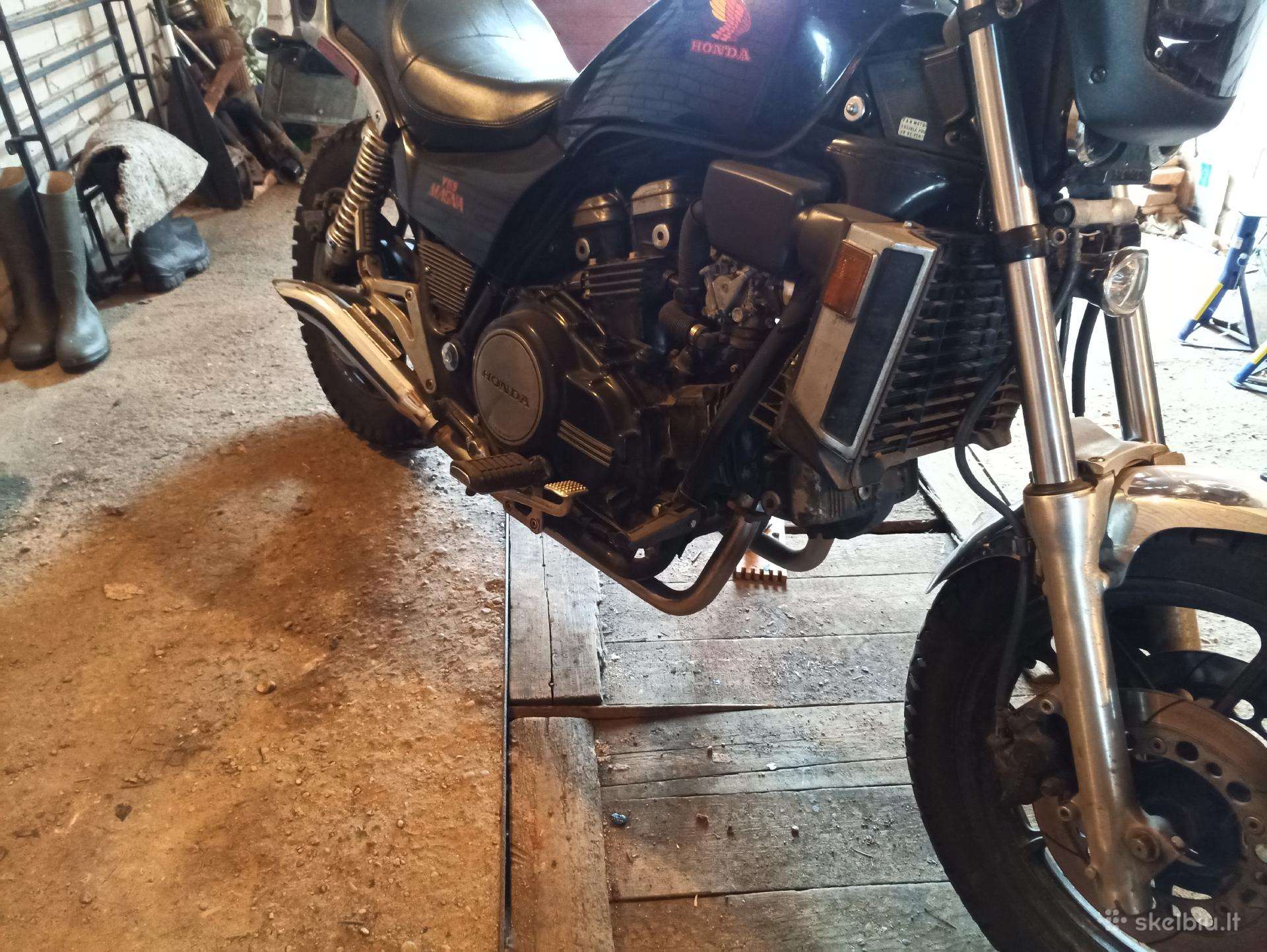 Honda Vf1100 Magna V65