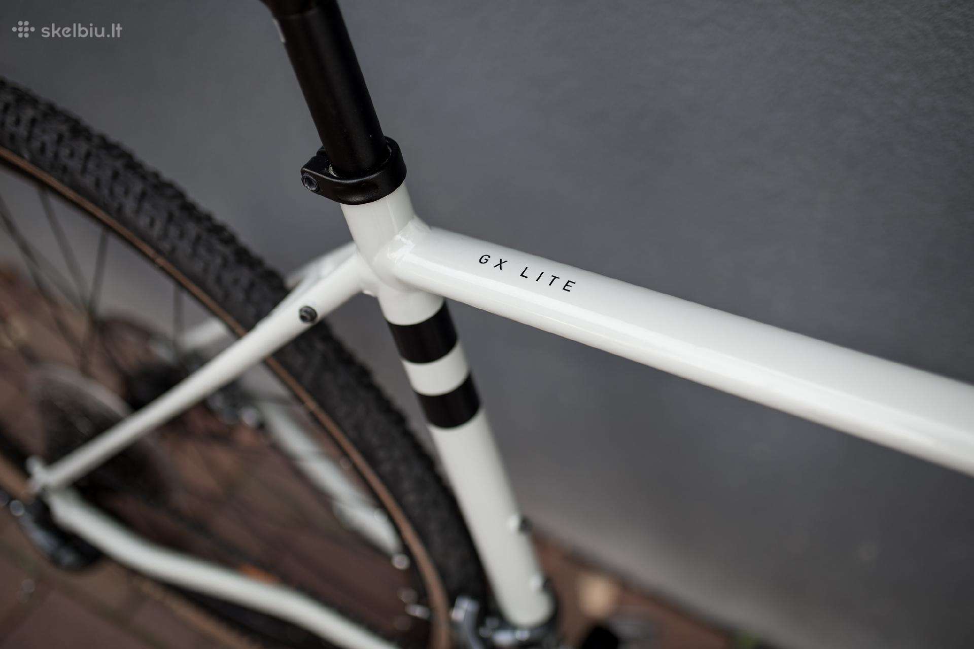 Other bike WHITE 28″