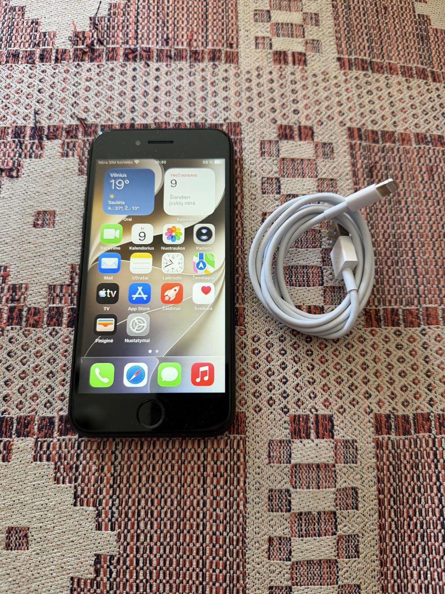 iPhone se 2020 64gb black
