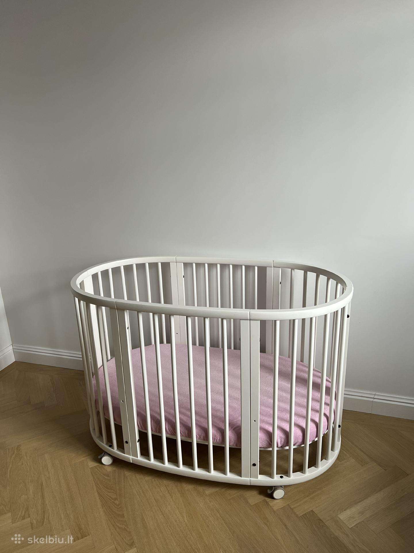 Stokke sleepi kūdikio lovytė su čiužiniu