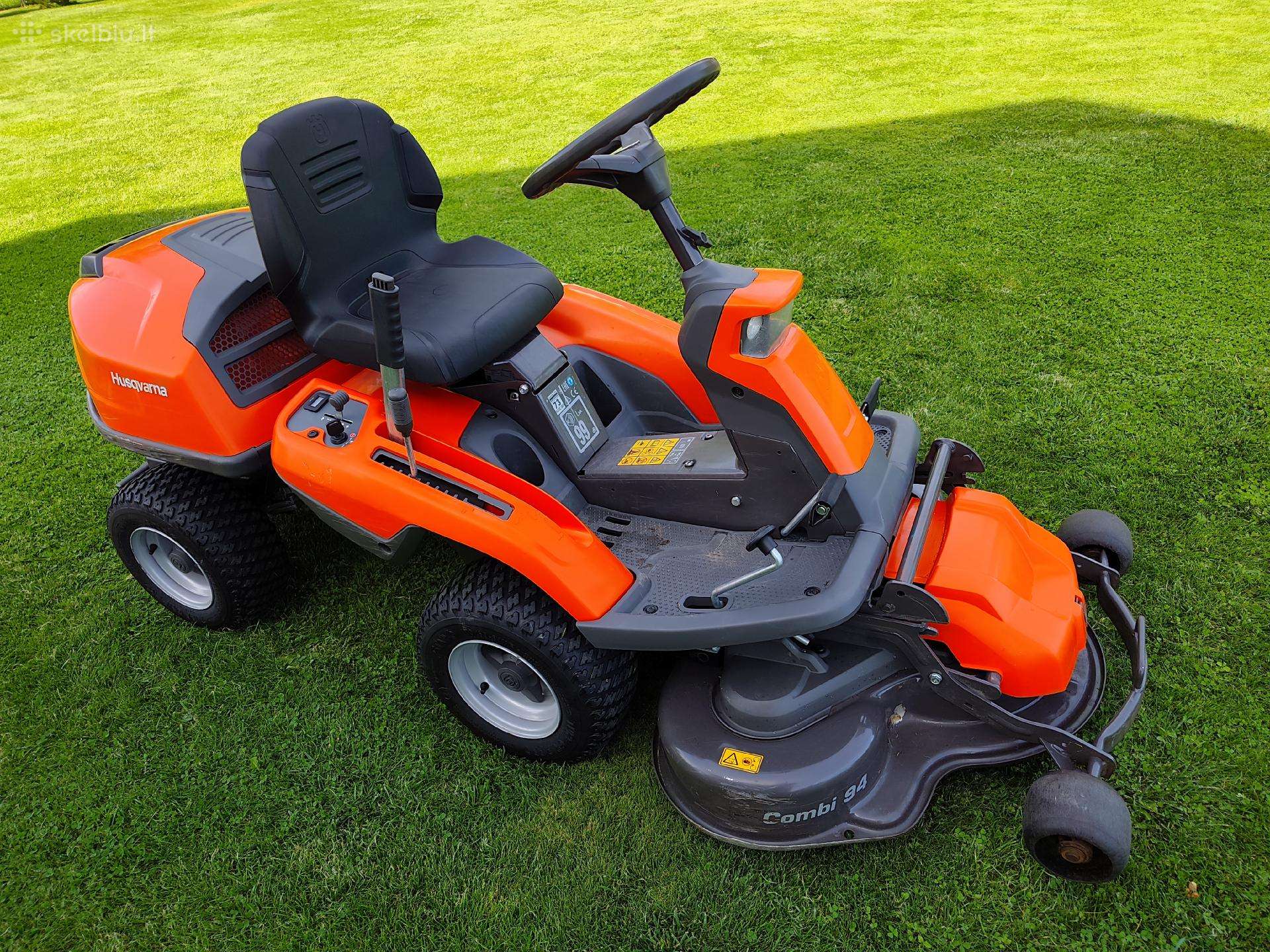 Husqvarna Rider 216t Awd. 2 cilindrų variklis