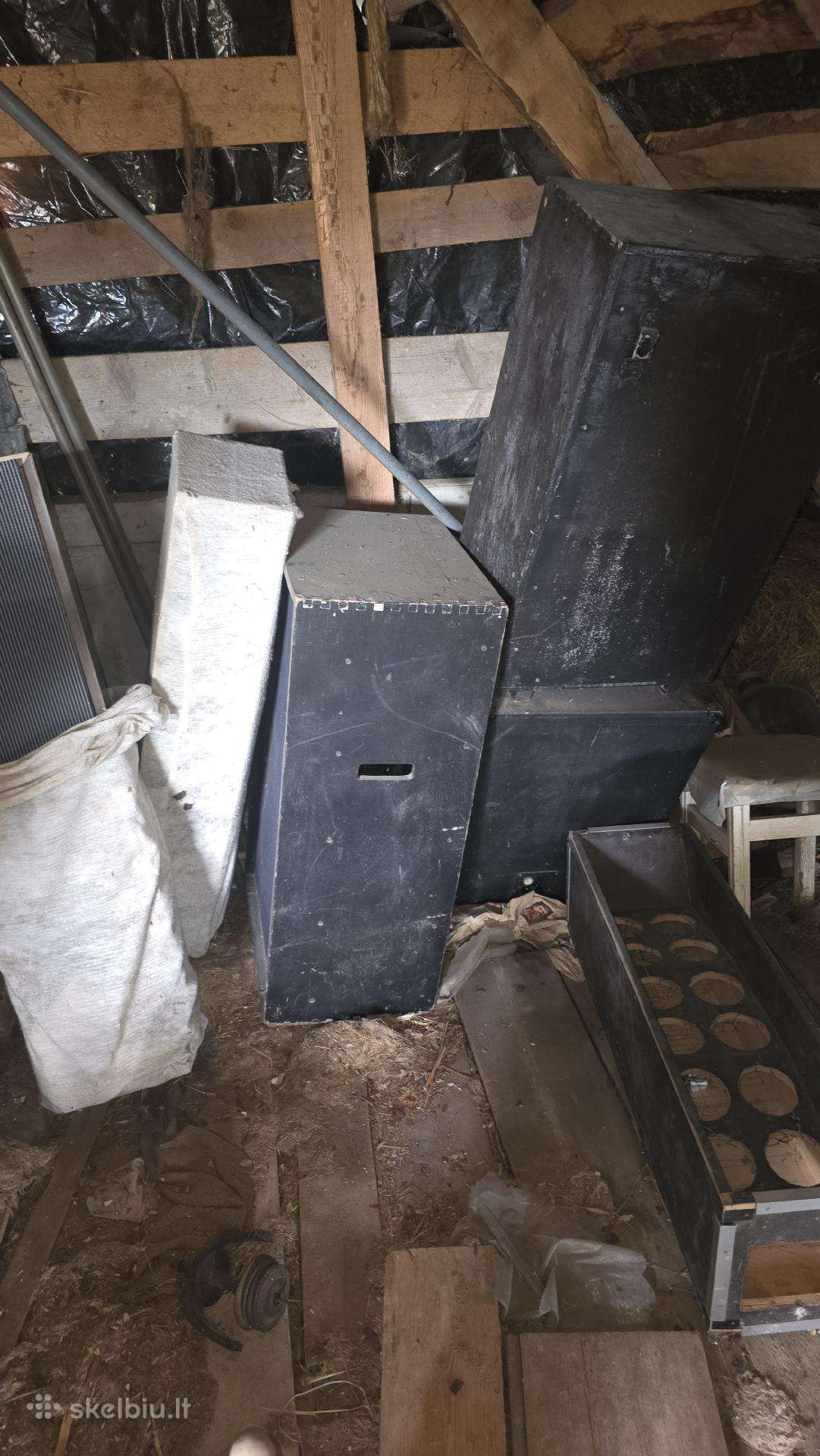 Atiduodu kolonėlių dėžes