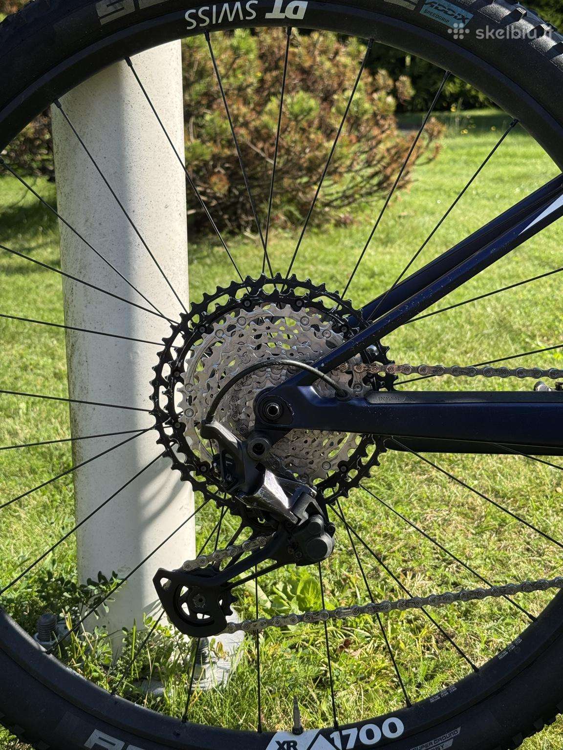 Canyon Lux CF 29 Carbon