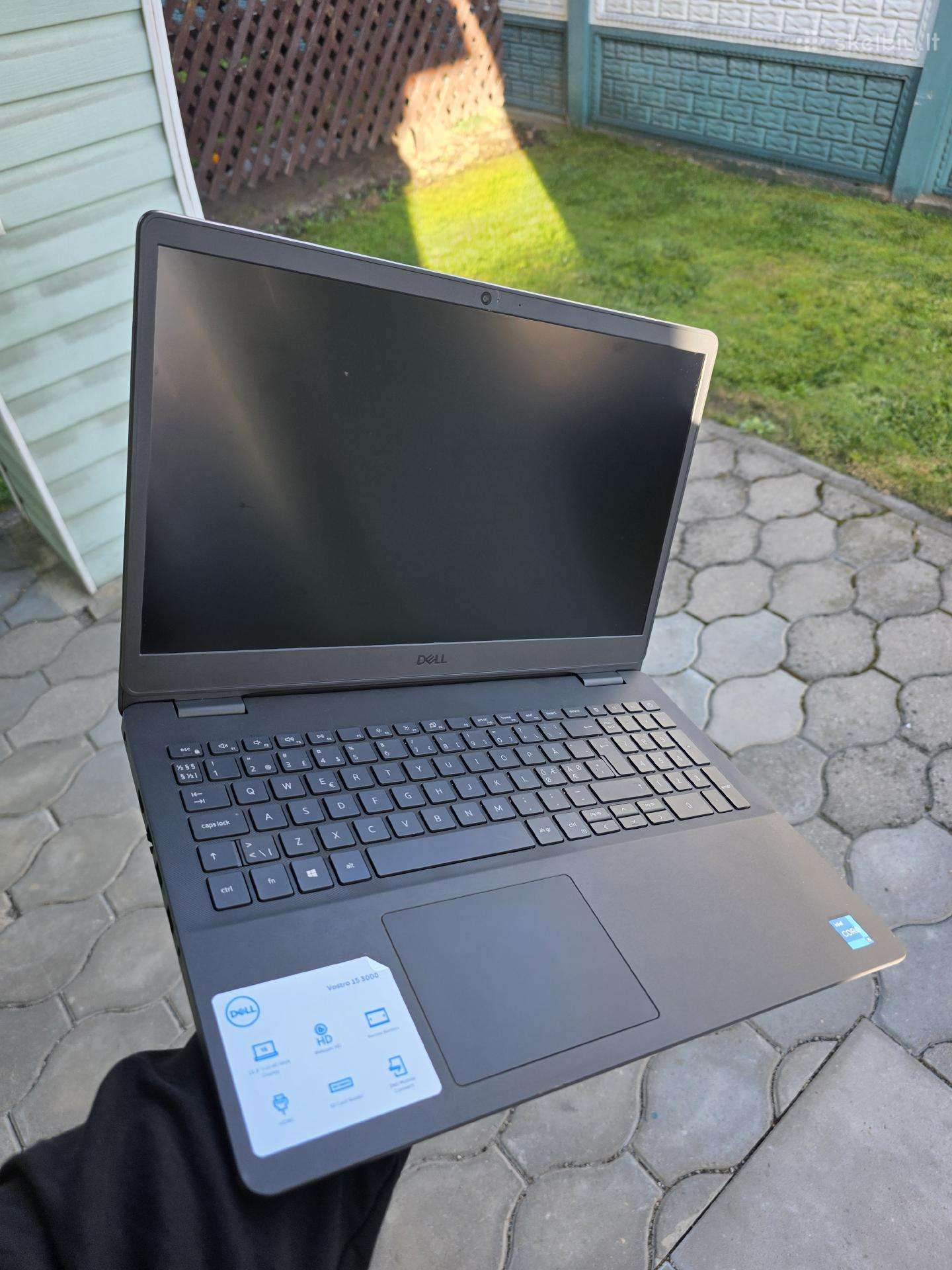 Nešiojamas Kompiuteris Dell Vostro 15 3500