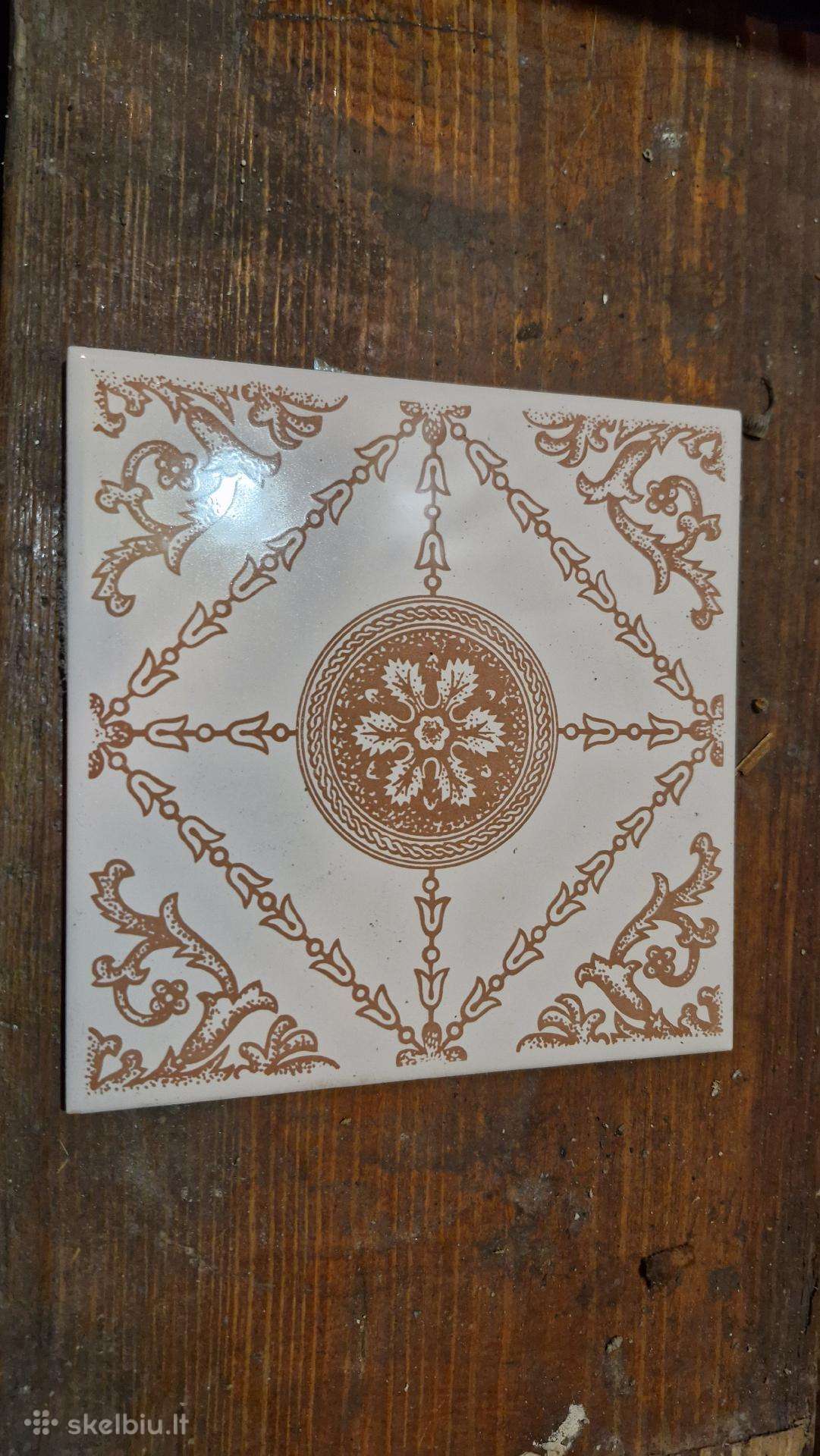 Dovanojame plyteles