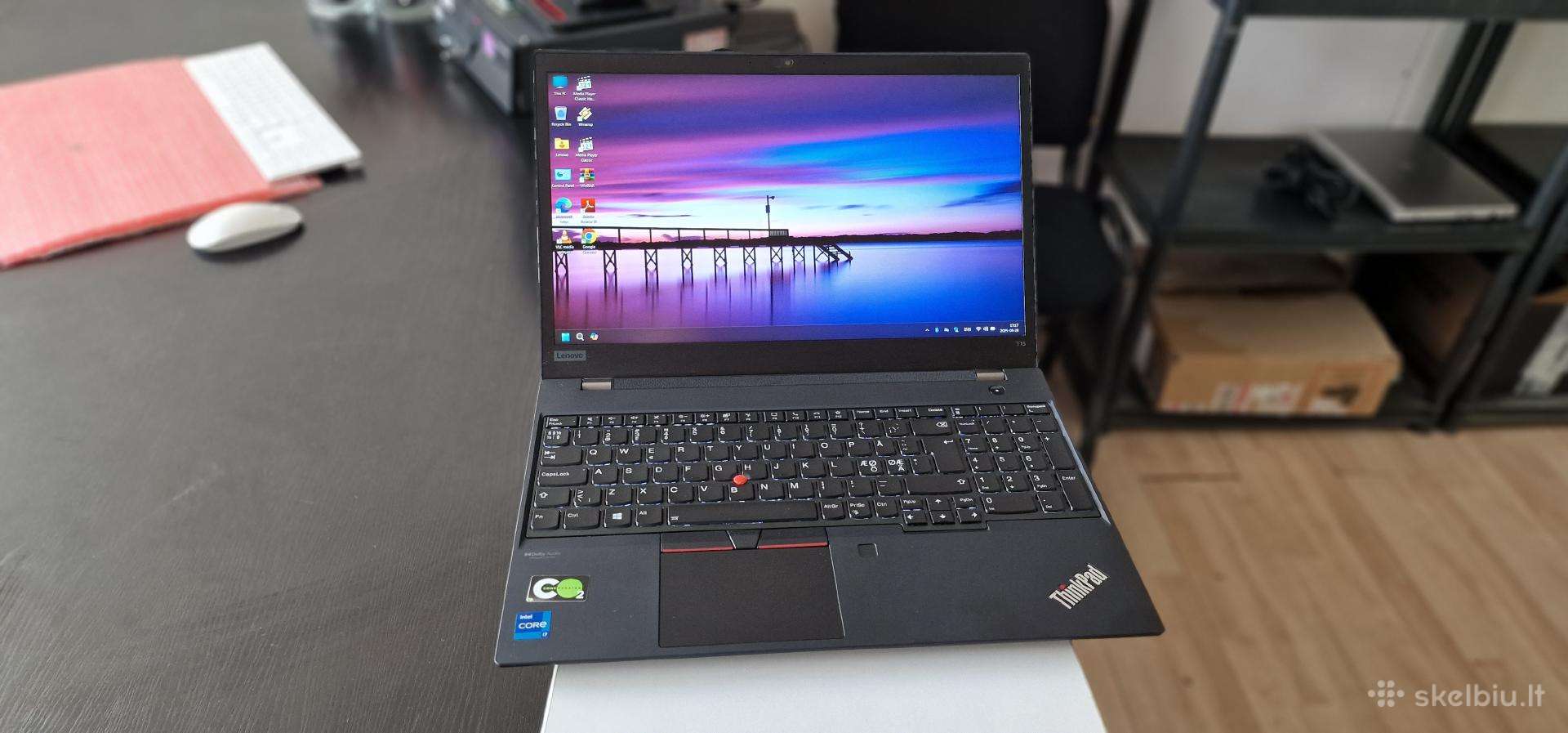 Lenovo T15 Gen2, i5-1135g7, 16gb, Stovis 10b