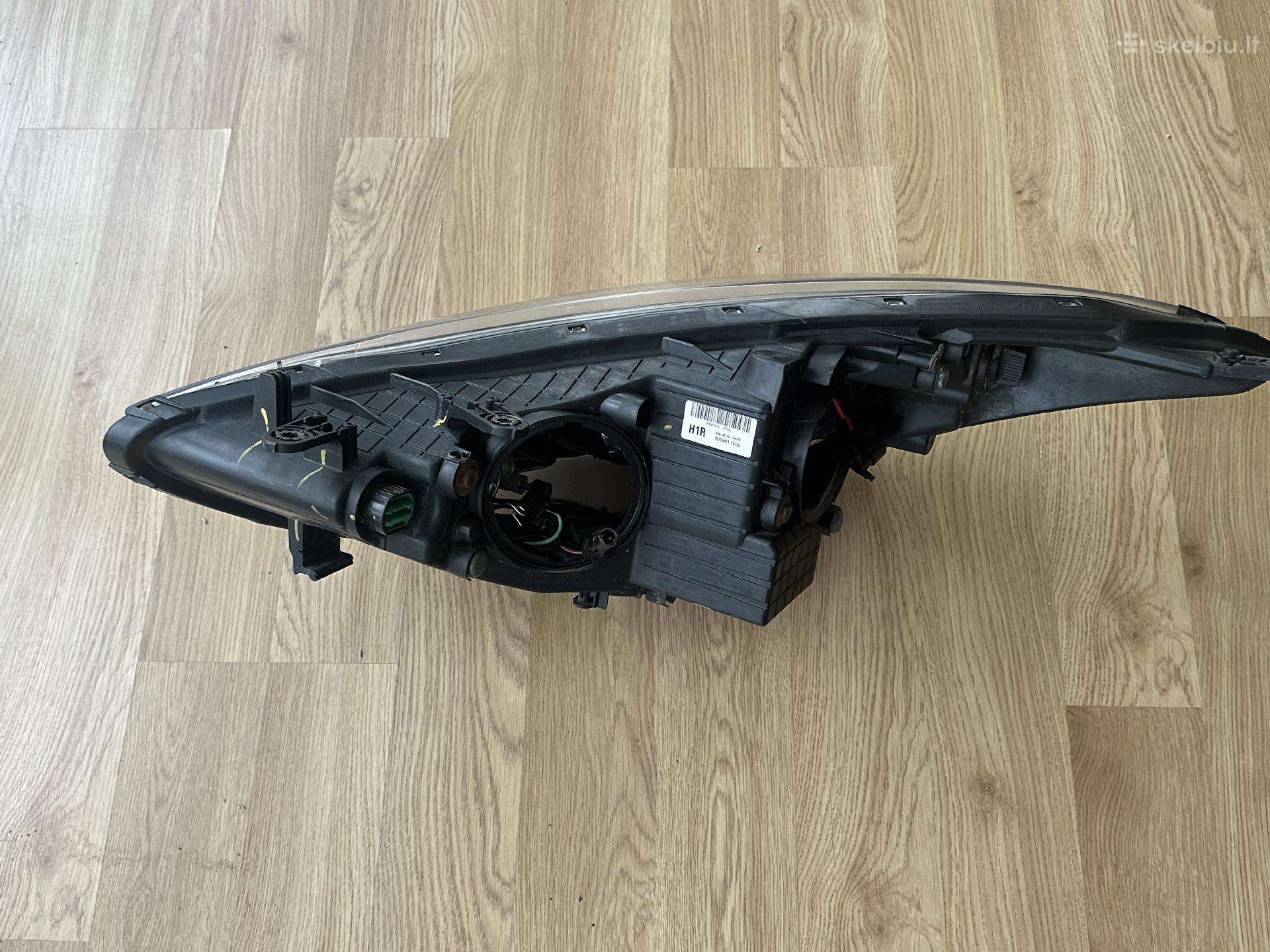 Hyundai i30 žibintai