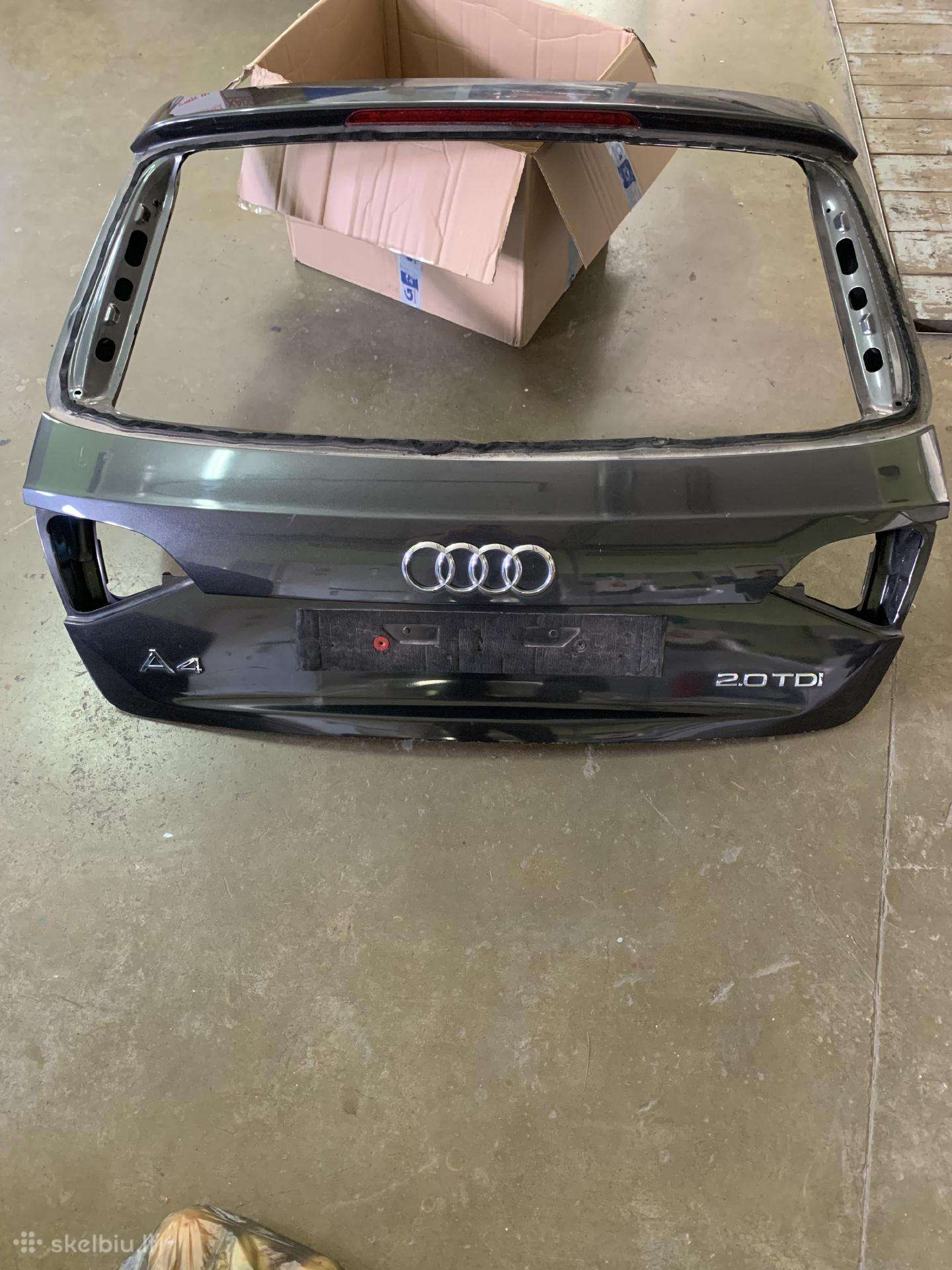 Audi A4 b8 2009 galinis dangtis