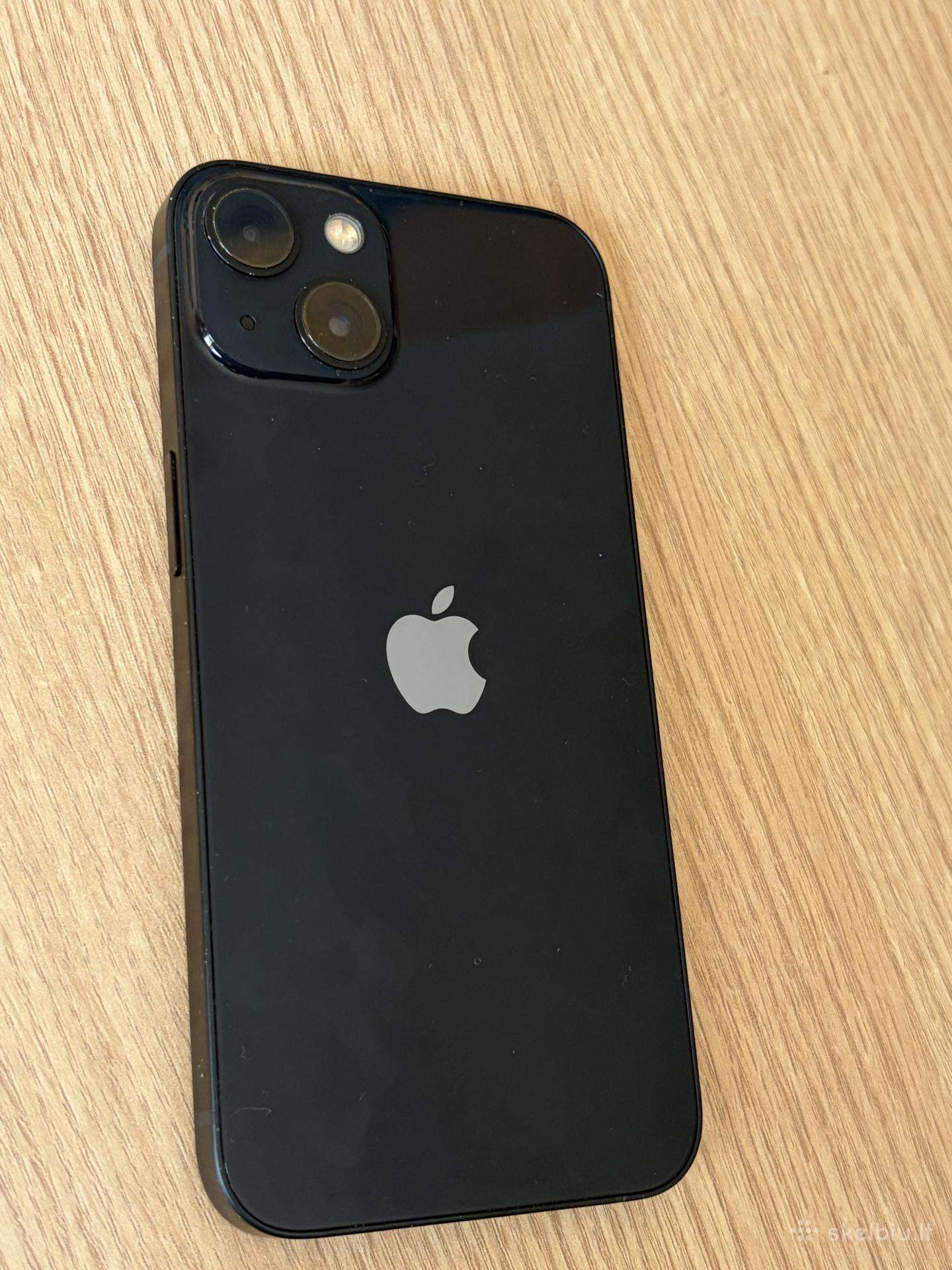 iPhone 13