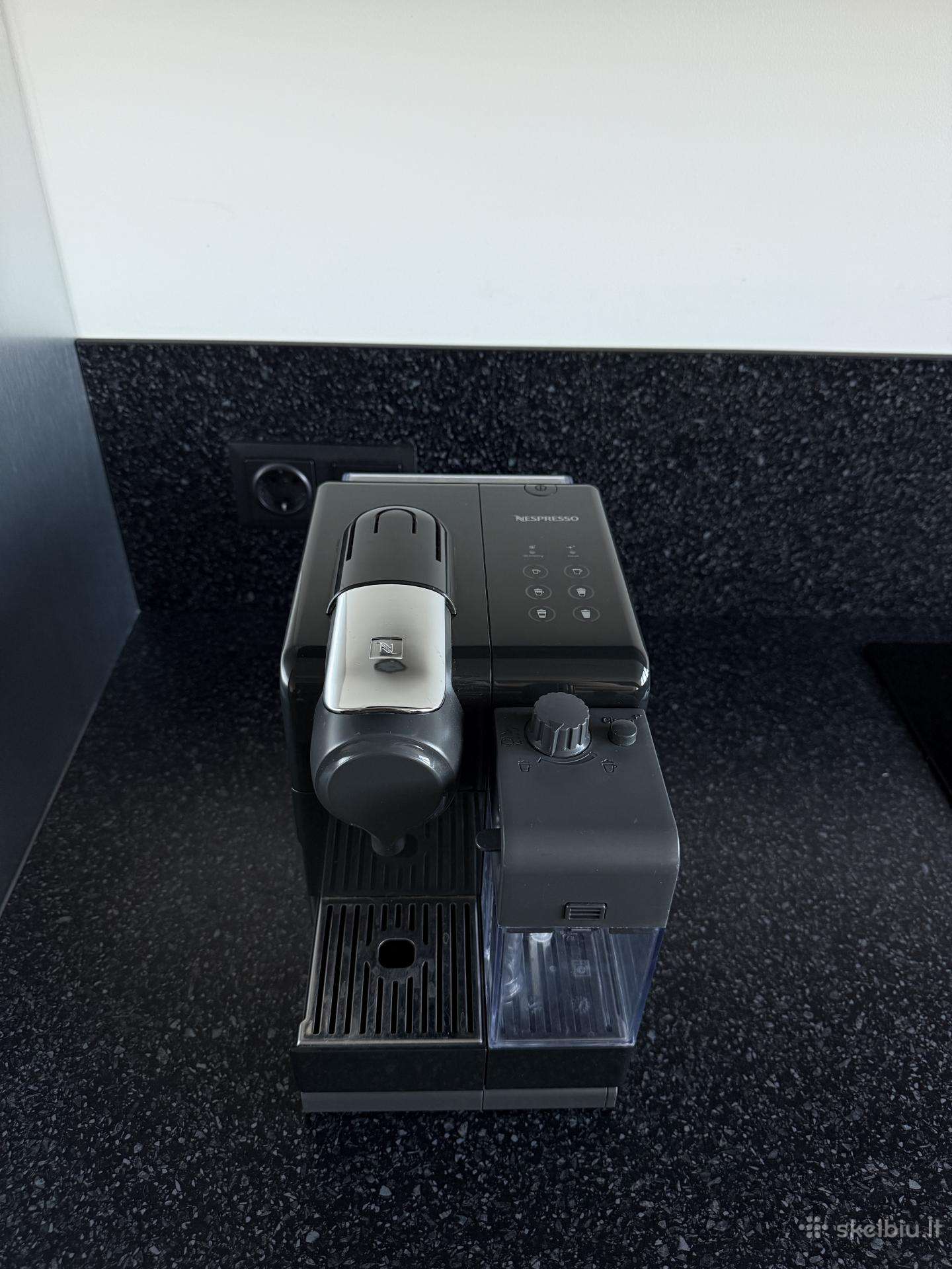 Nespresso Latissima touch kapsulių kavos aparatas