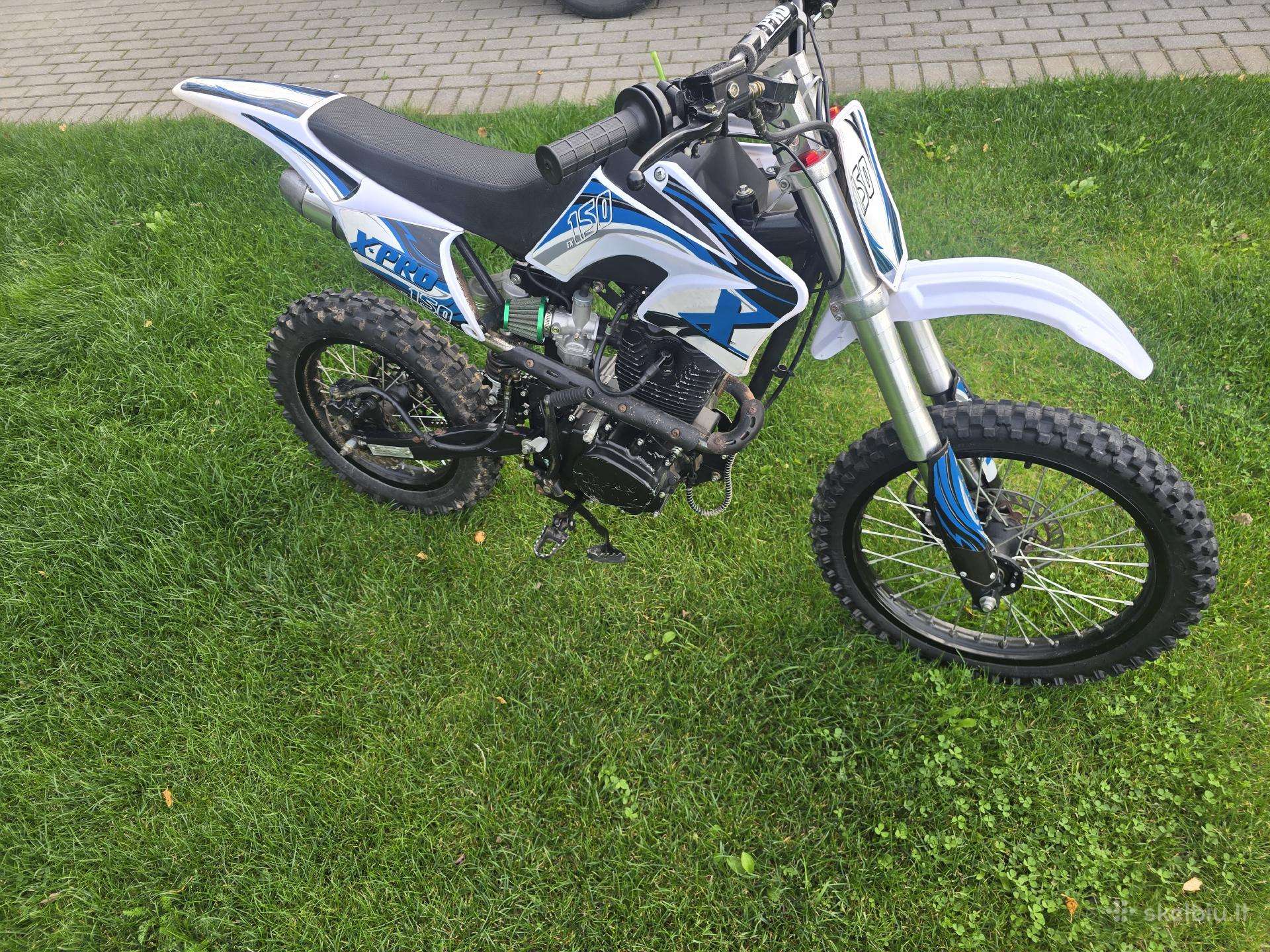Parduodamas krosinis motociklas
