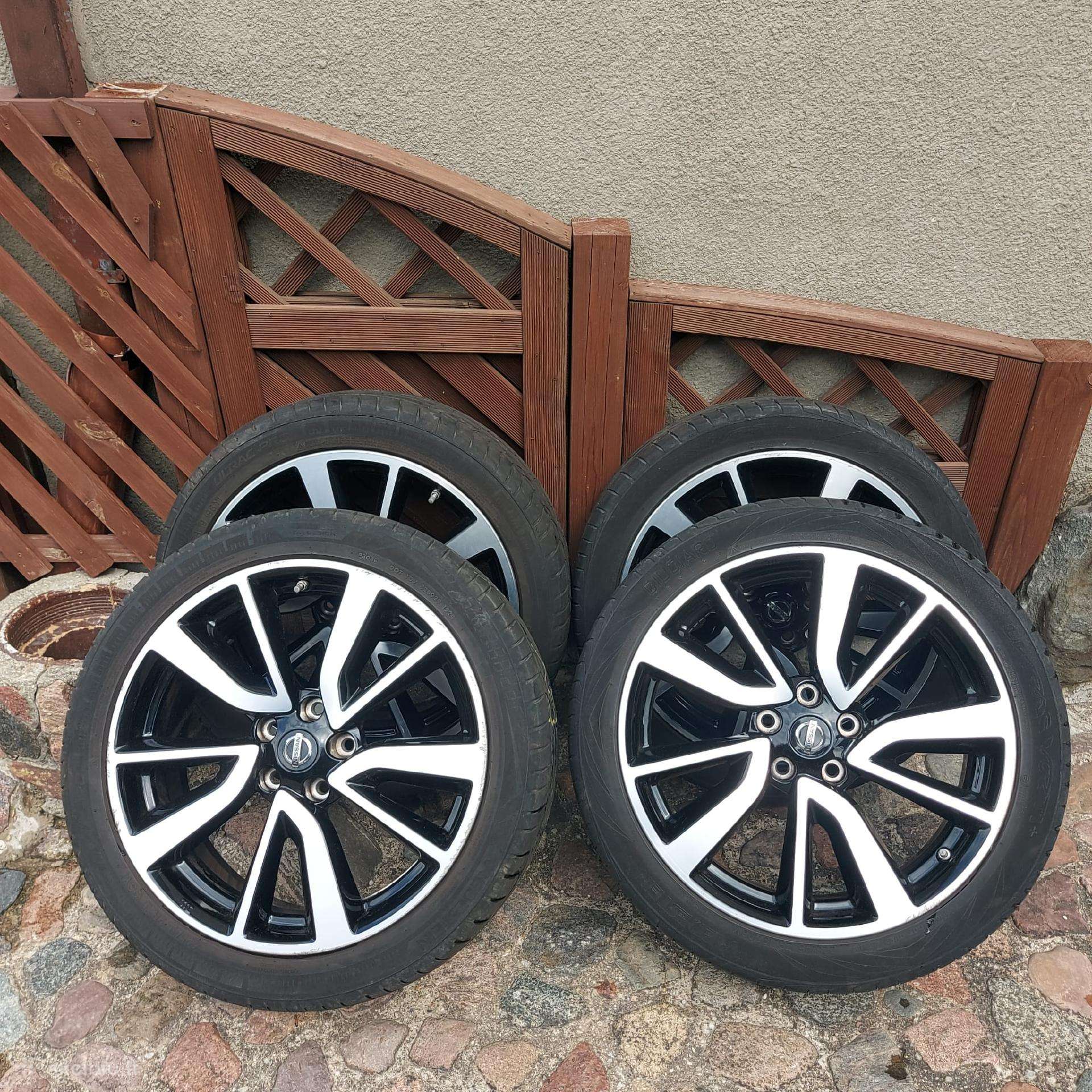 Nissan, lengvojo lydinio, R19