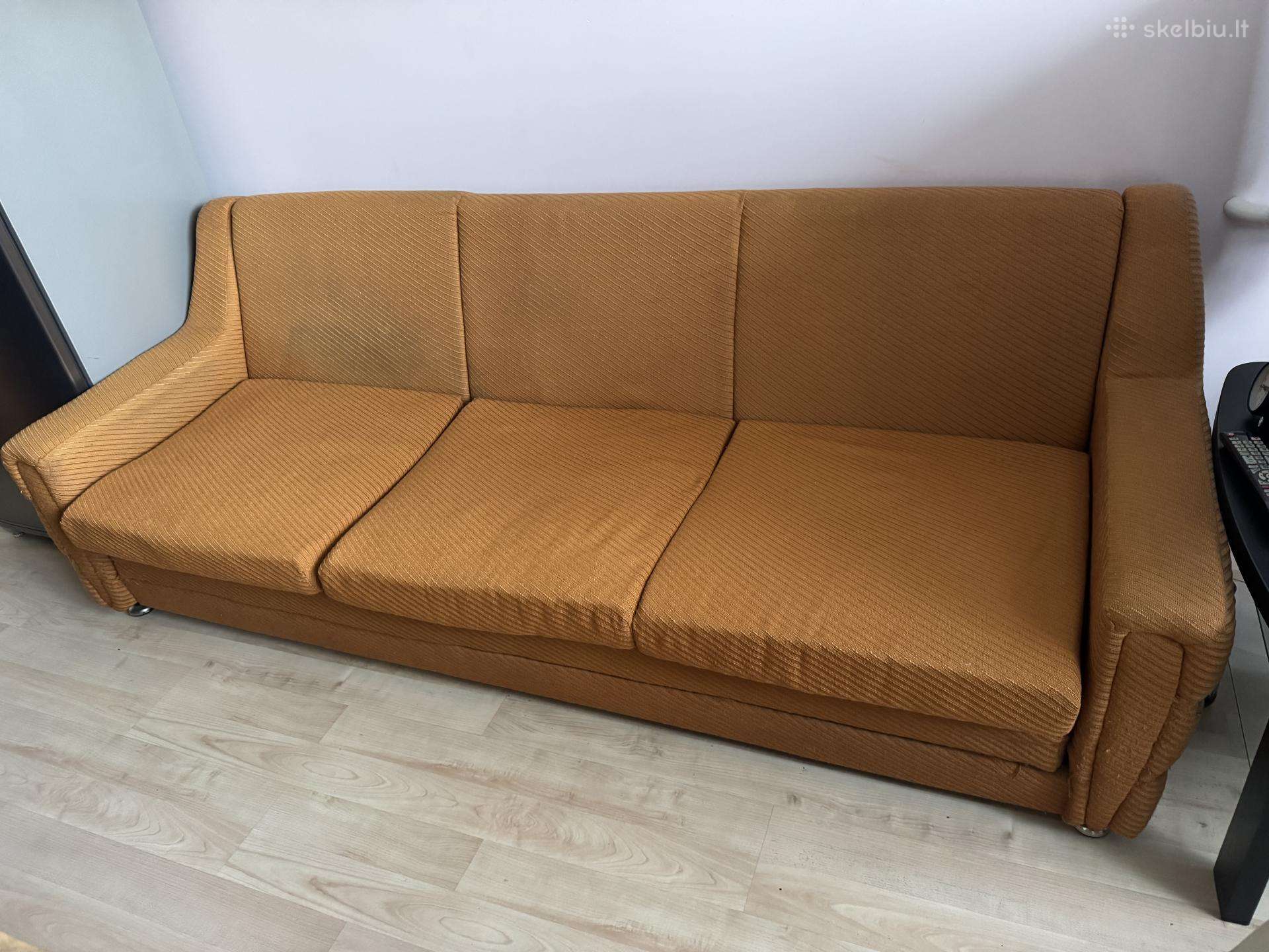 Sofa-lova ir du foteliai