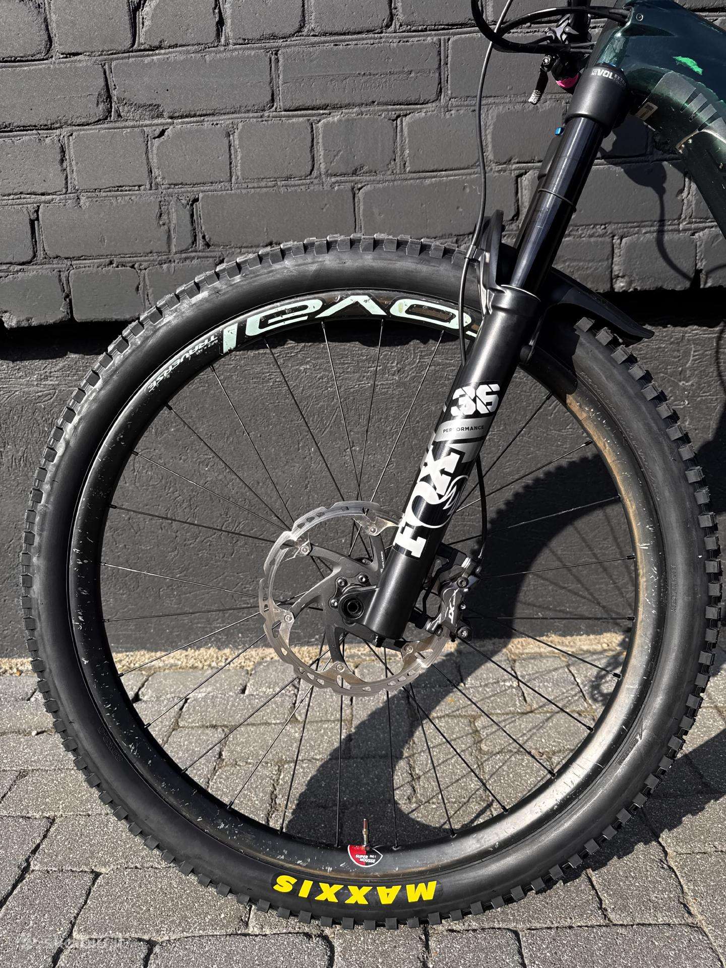 Электрический велосипед Specialized 29″
