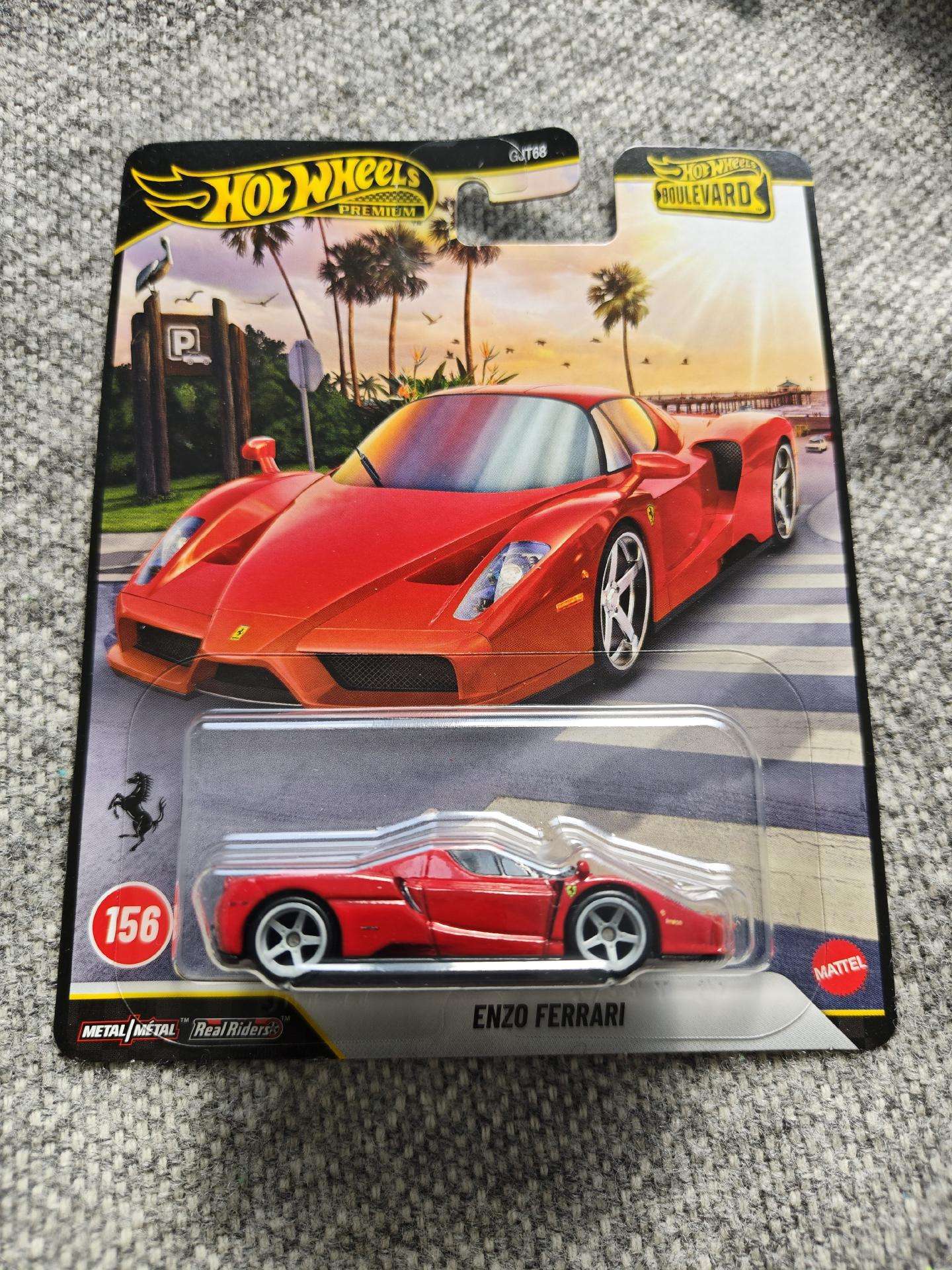 Enzo Ferrari. Hot wheels premium