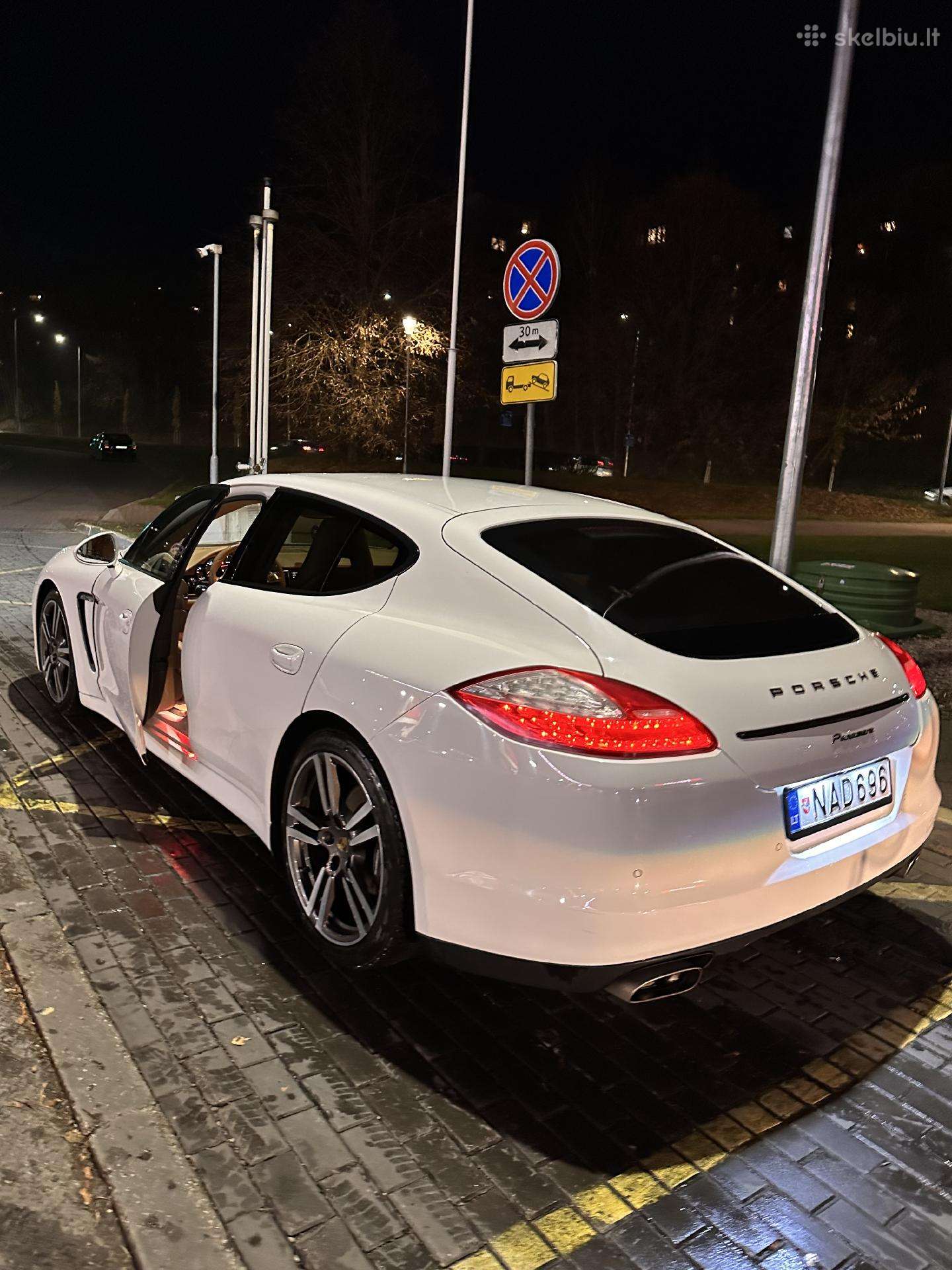 Porsche Panamera, 3.0 l., Хэтчбек