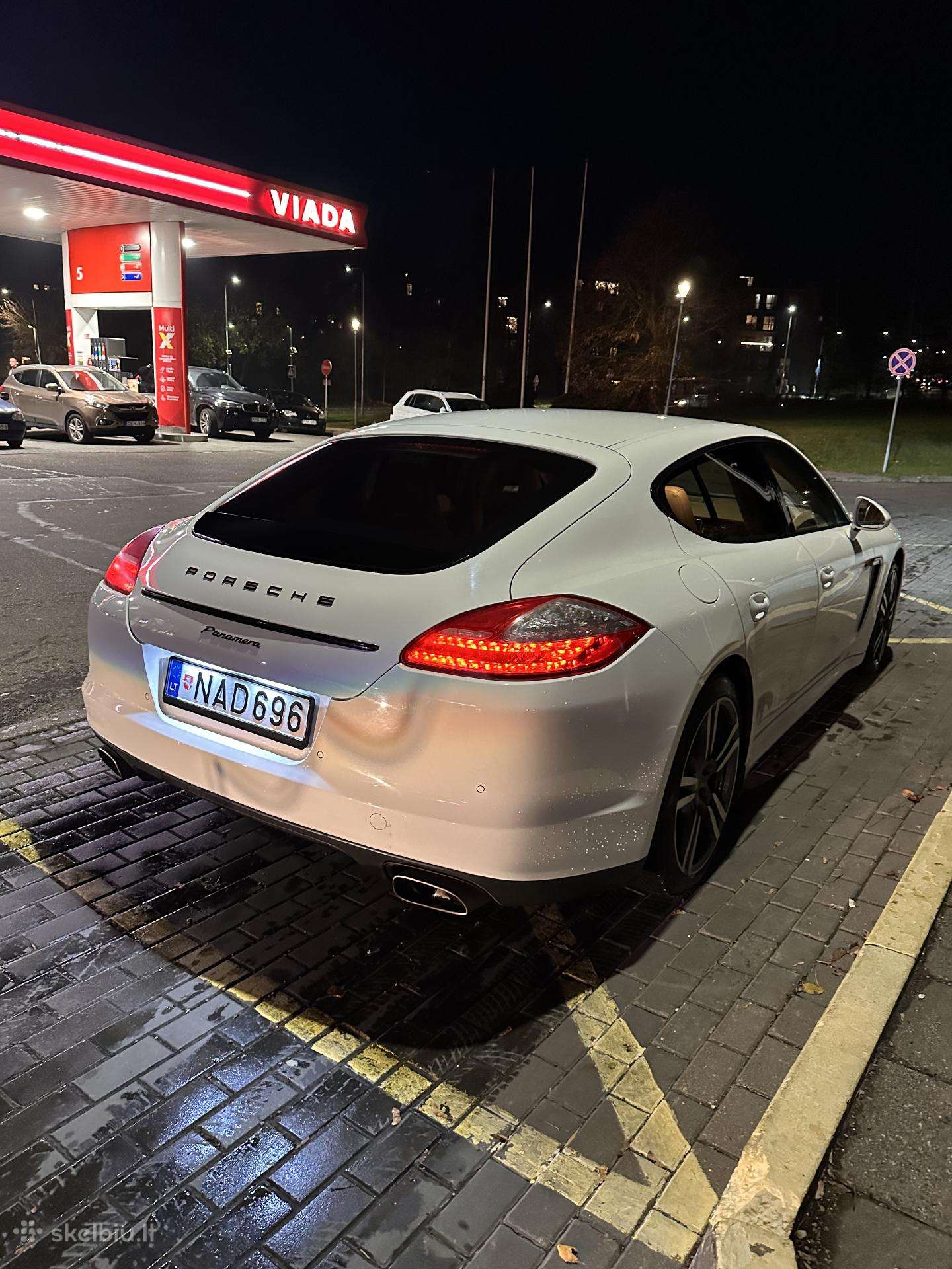 Porsche Panamera, 3.0 l., Хэтчбек
