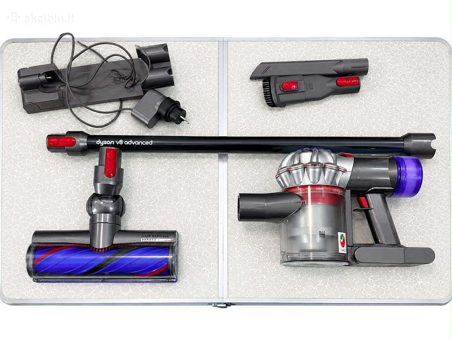 Dyson V8 Advanced