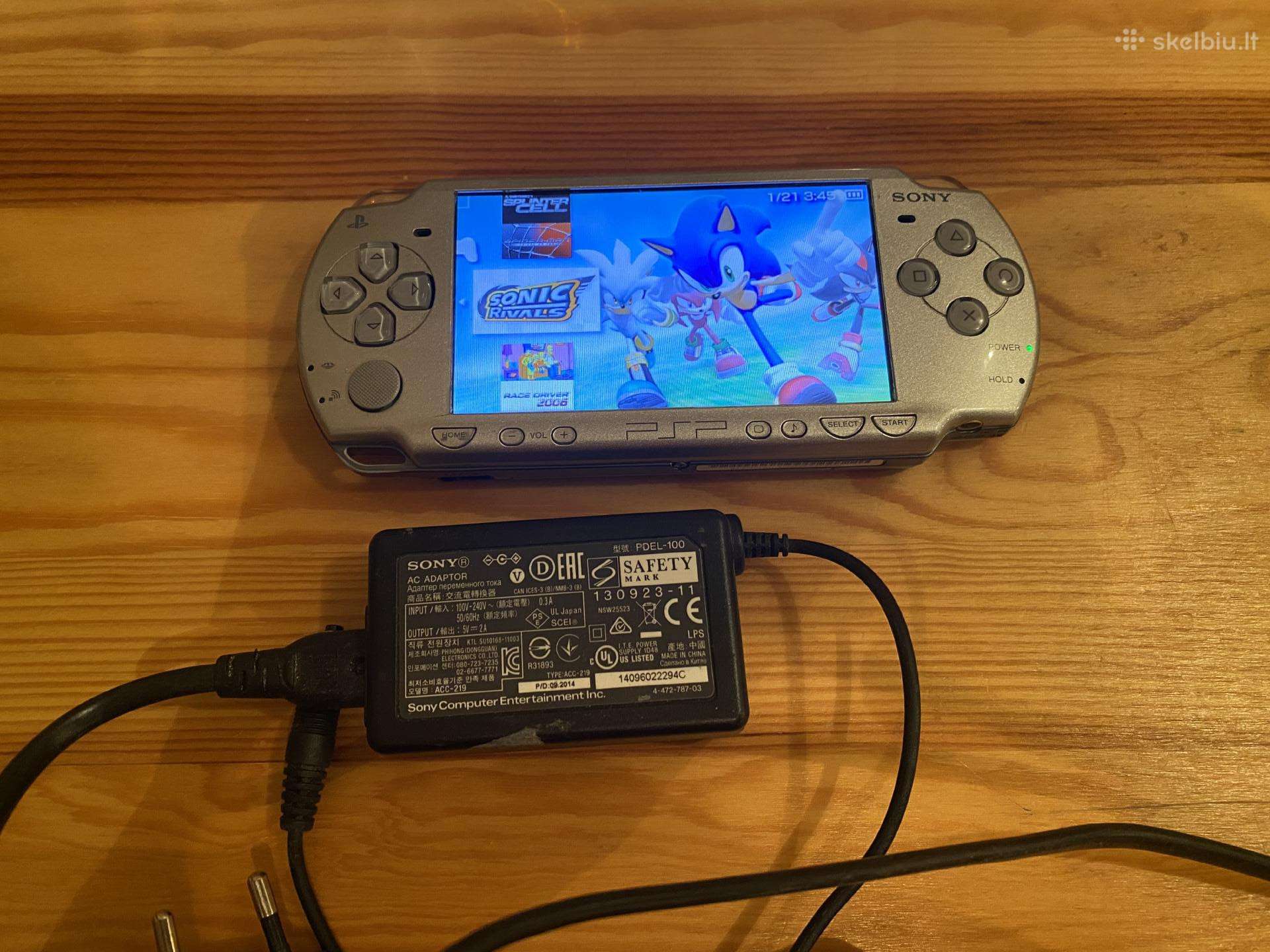 Žaidimų kompiuteris Sony PSP 2004 atrištas