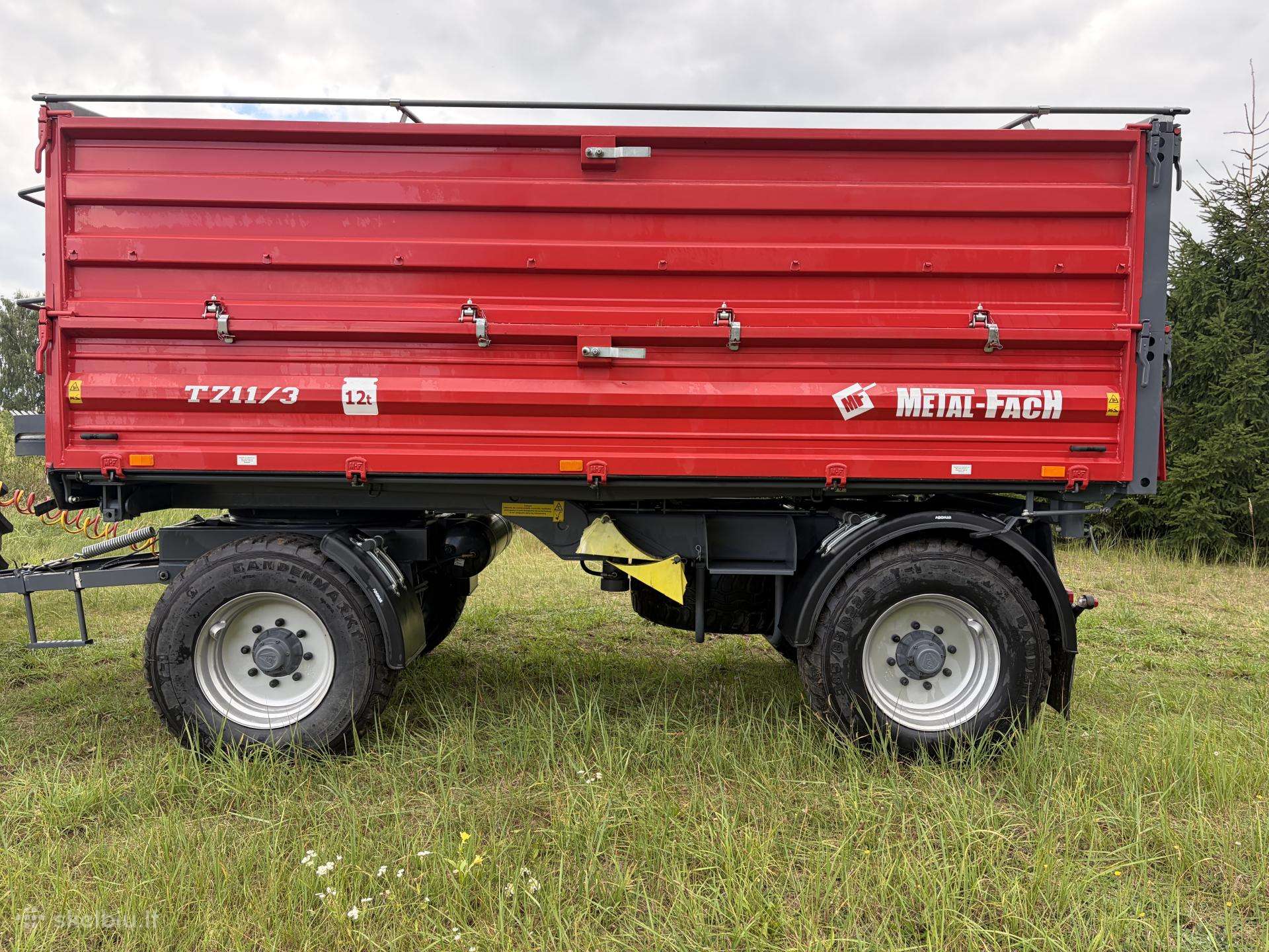 Traktorinė priekaba Metal-fach T711/3 12t.