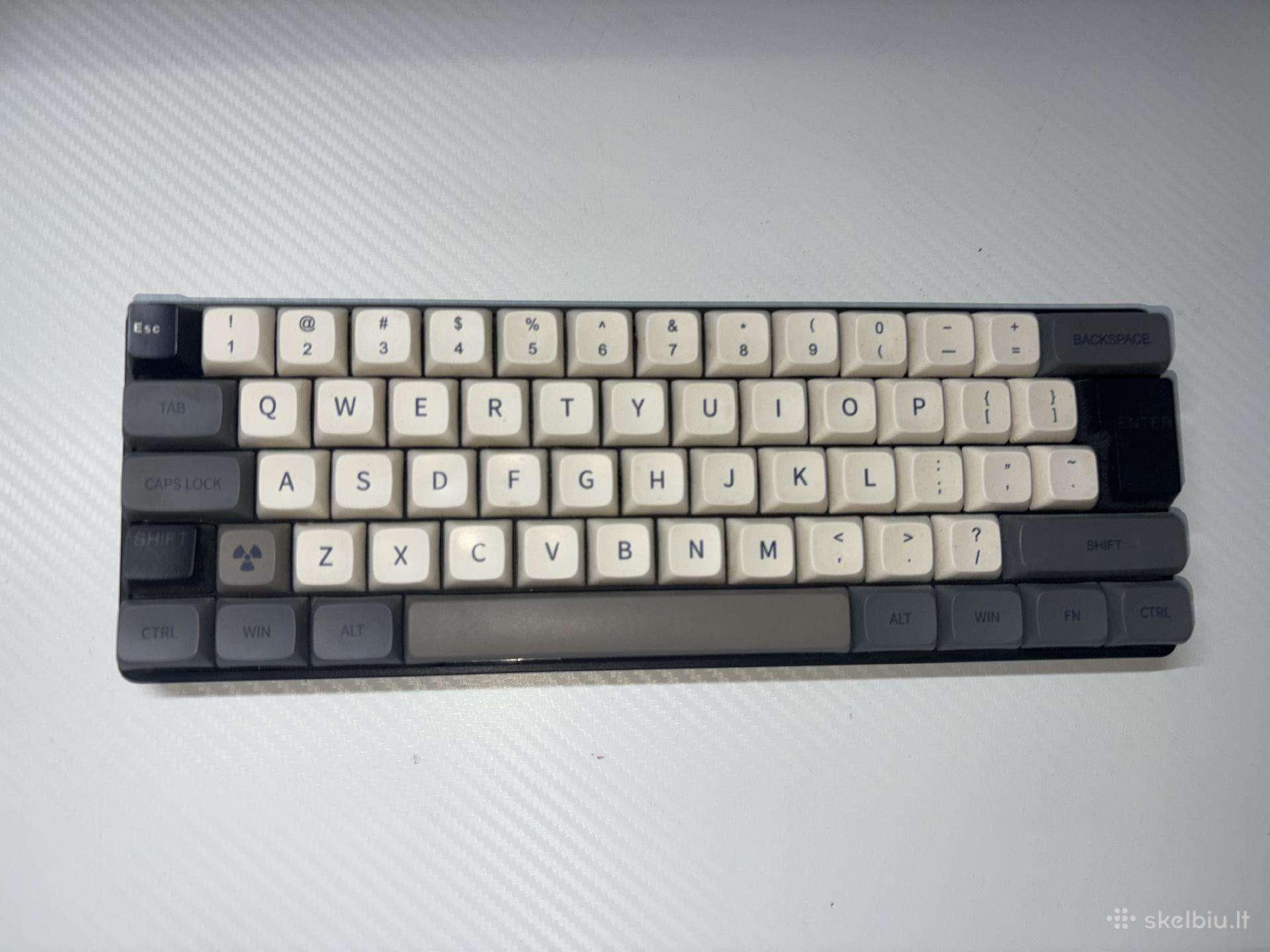 Steelseries Apex Pro Mini.