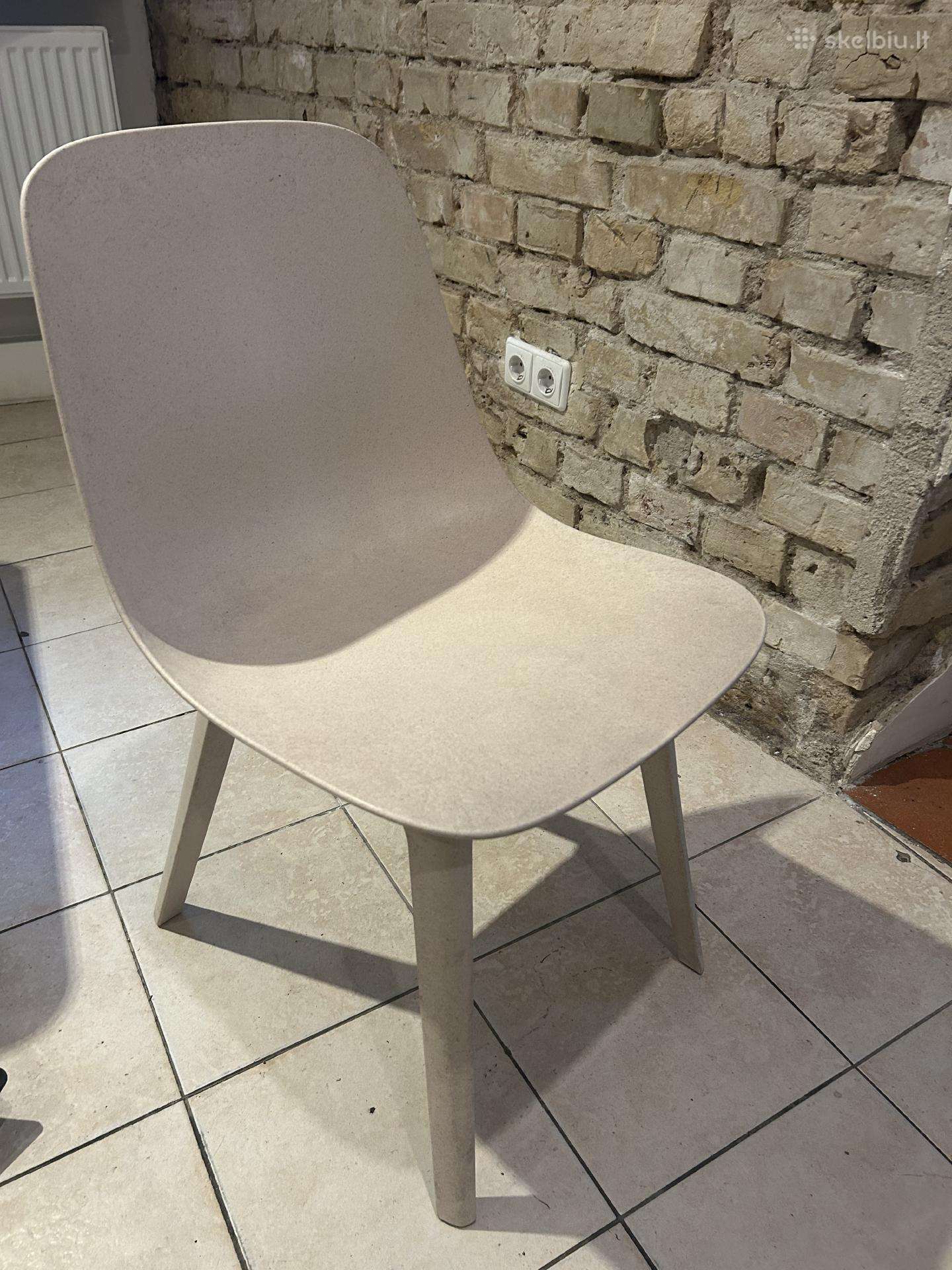 Valgomojo kėdės ikea