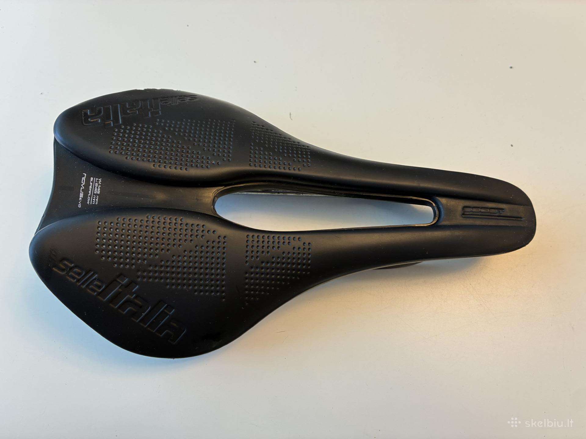 Selle italia novus EVO boost superflow