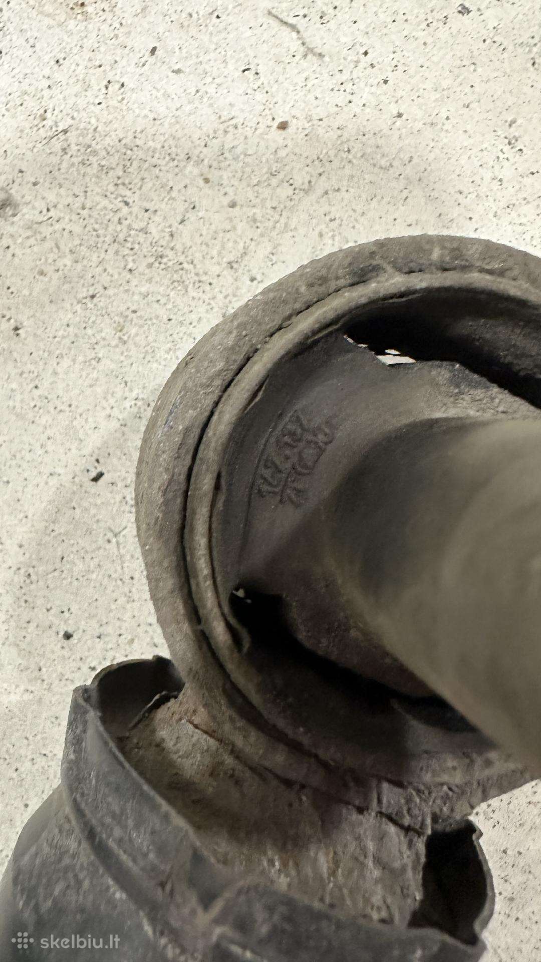 Mercedes-Benz V250 shock absorber