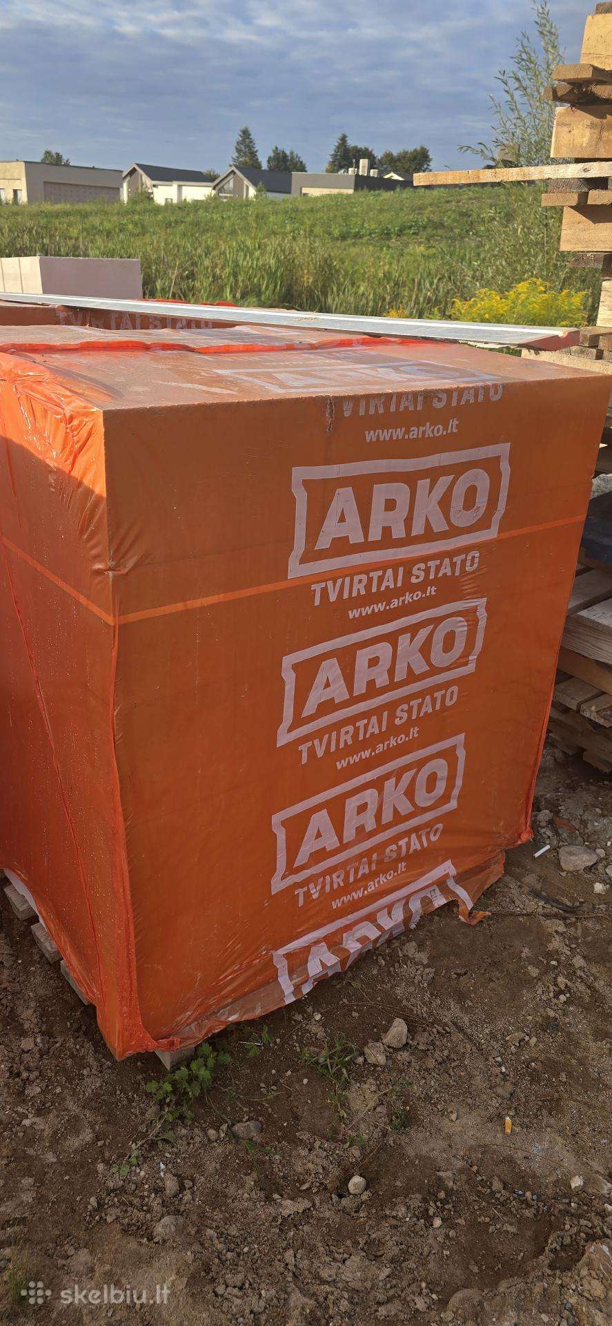 Arko Blokeliai M24