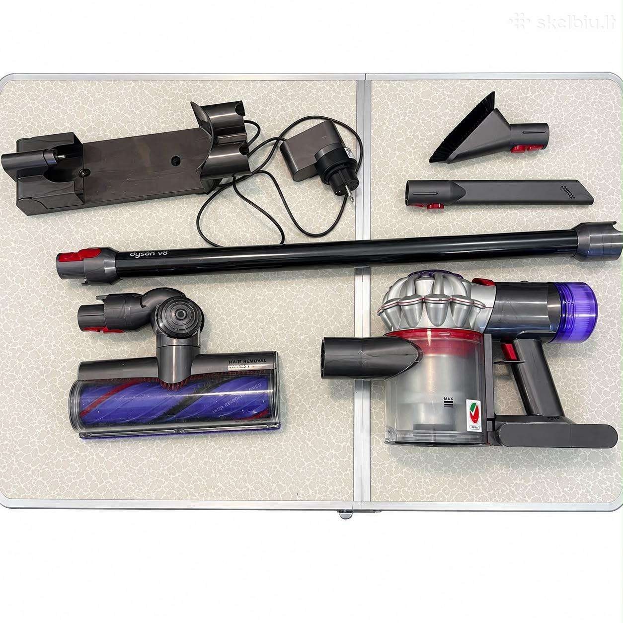 Dyson V8 Sv25