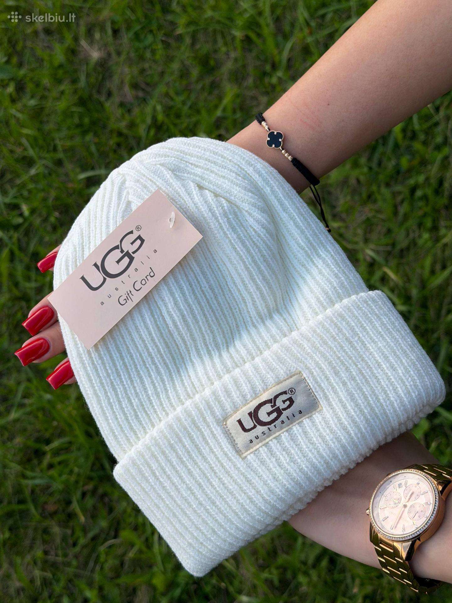 Nauja balta Ugg Australia kepurė (su atvartu)
