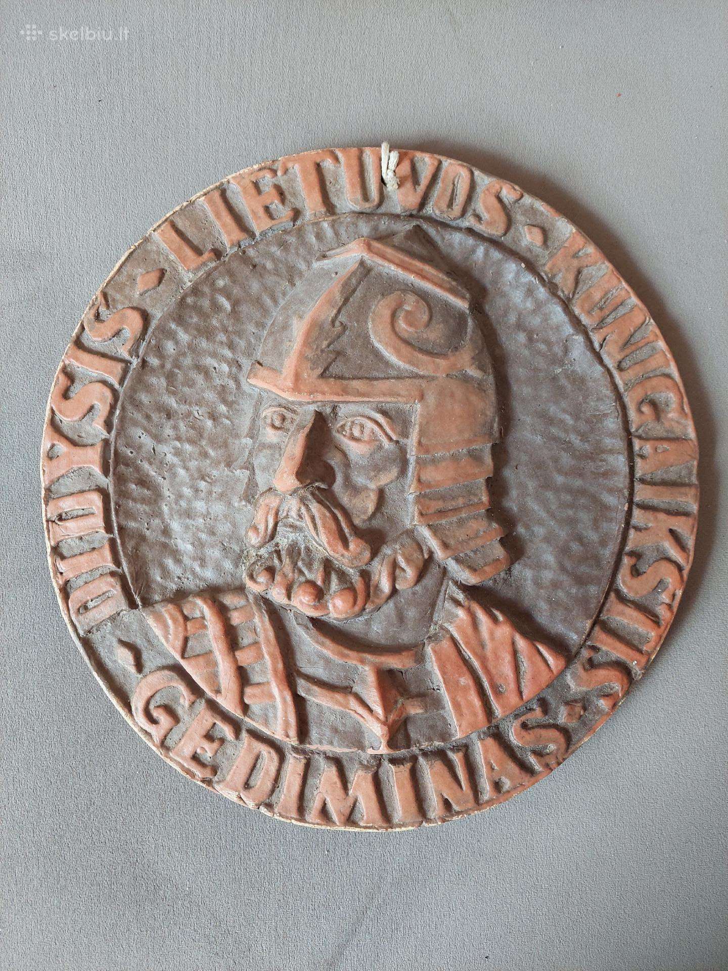 Bareljefas LT didysis kunigaikštis Gediminas