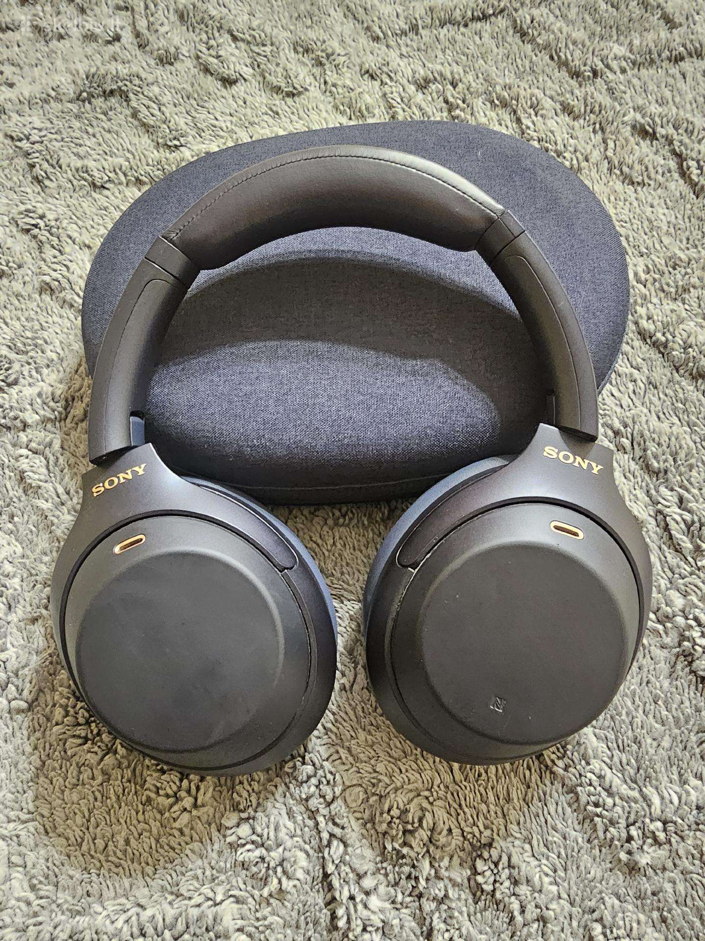 Sony wh-1000xm4 ausines