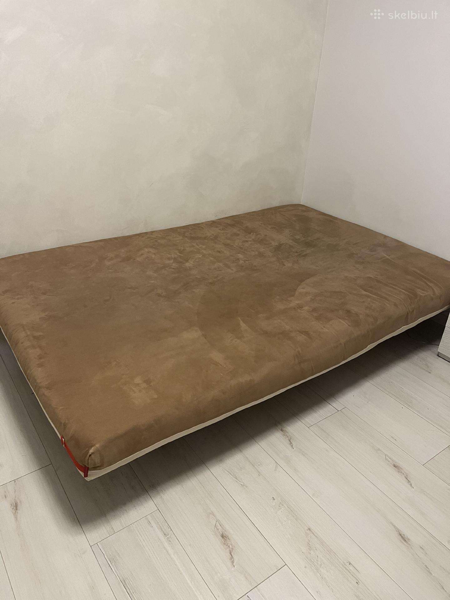 Sofa -lova