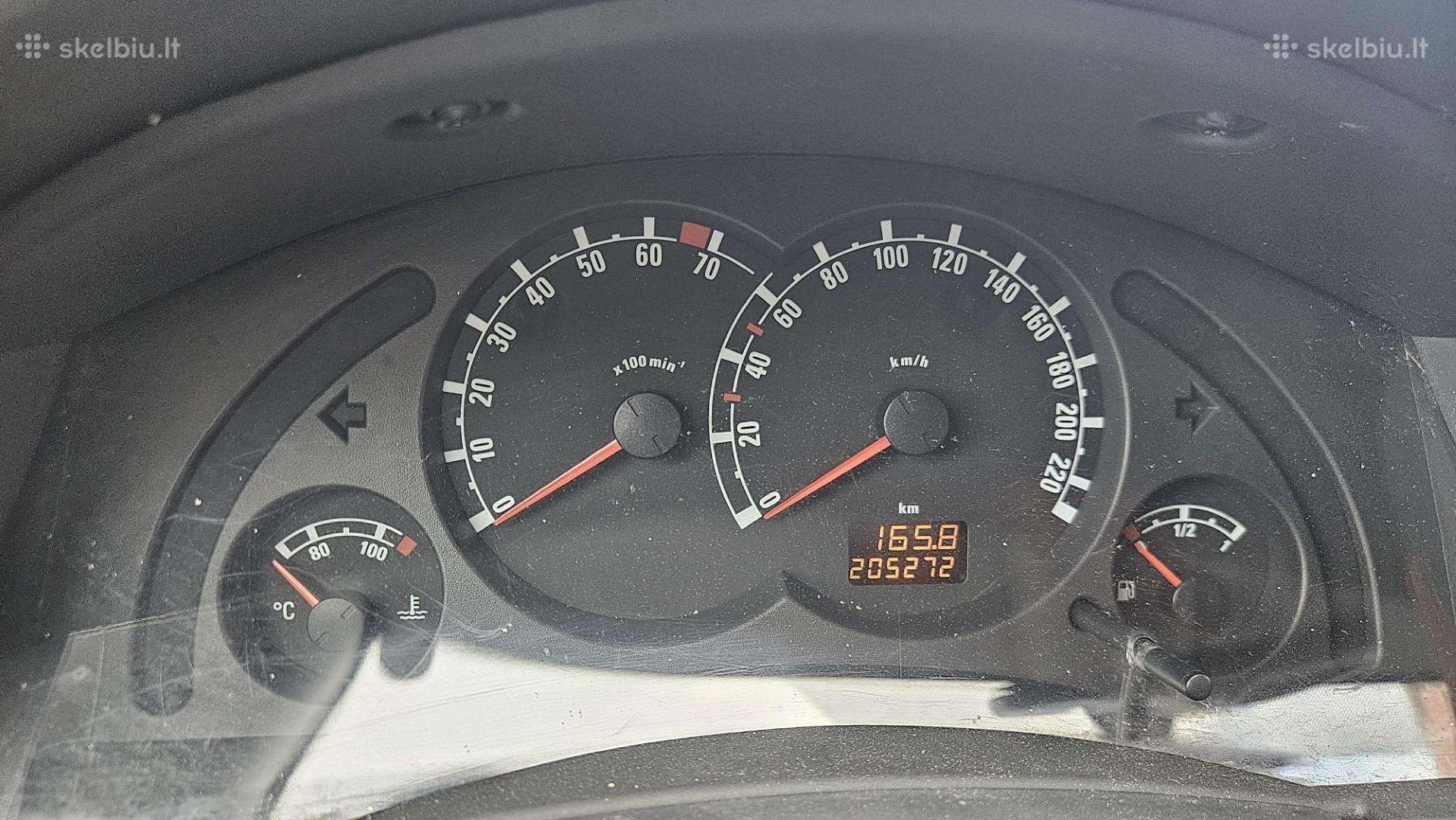 Opel Meriva, Седан