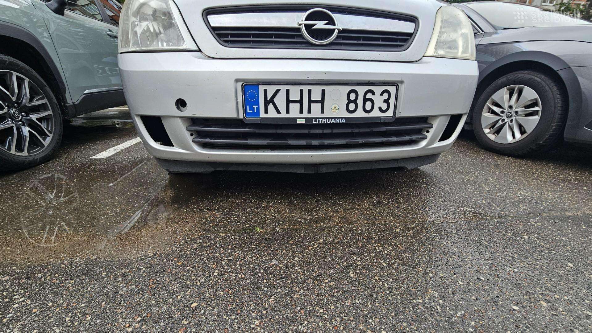 Opel Meriva, Седан