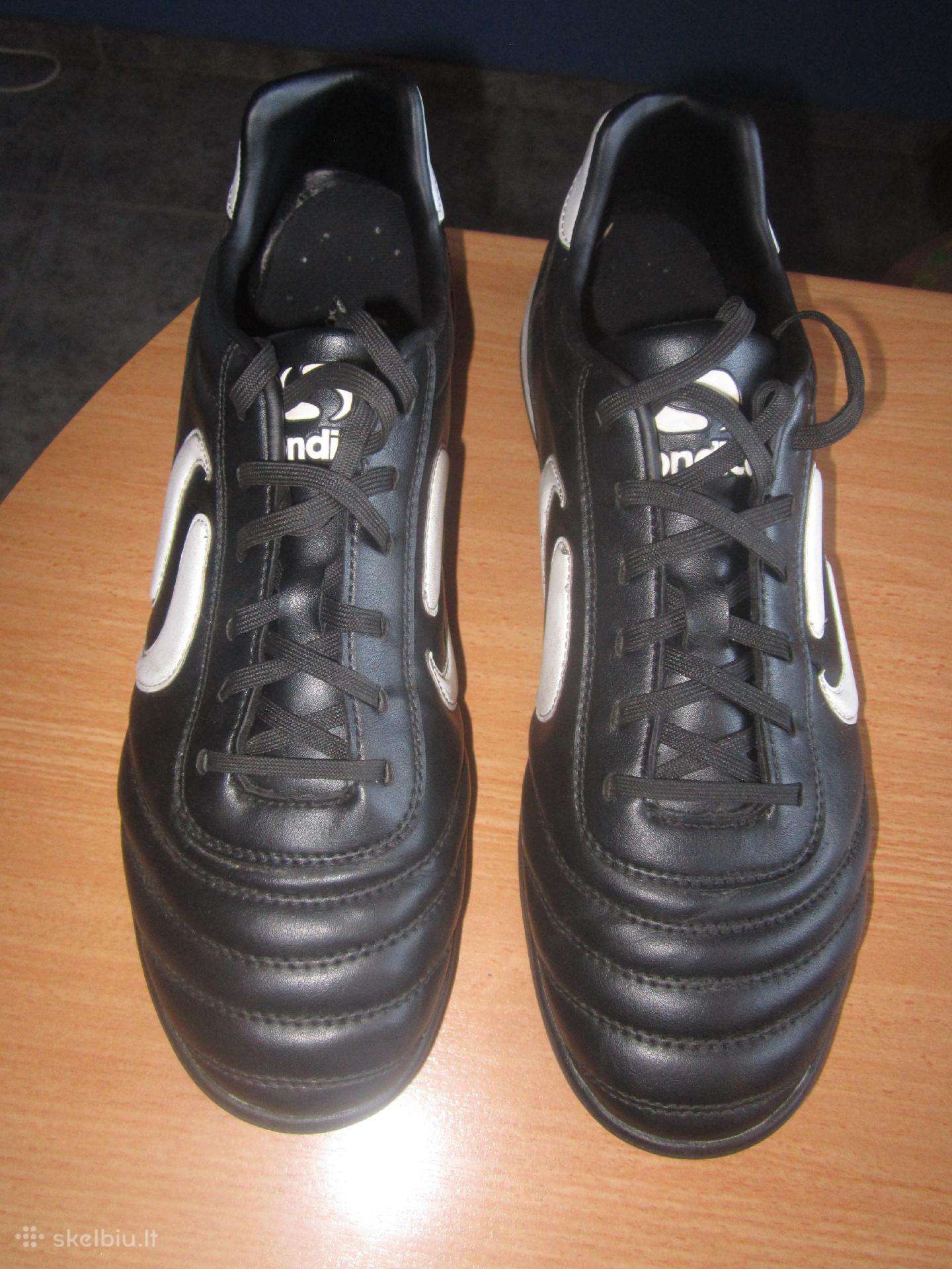 Futbolo bateliai Sondico,hummel,getros,grifai