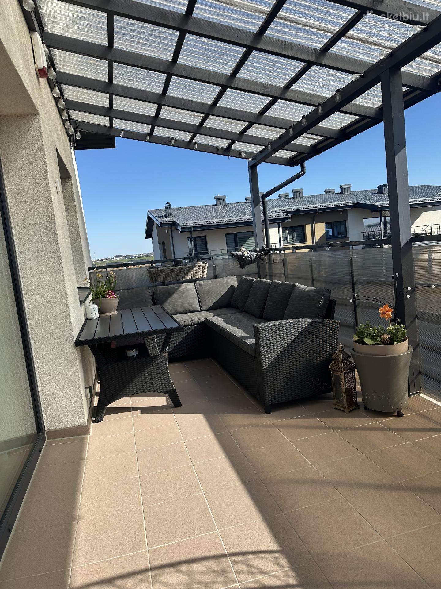 81 m²butas Užliedžiuose, 2 park.vietos,balkonas