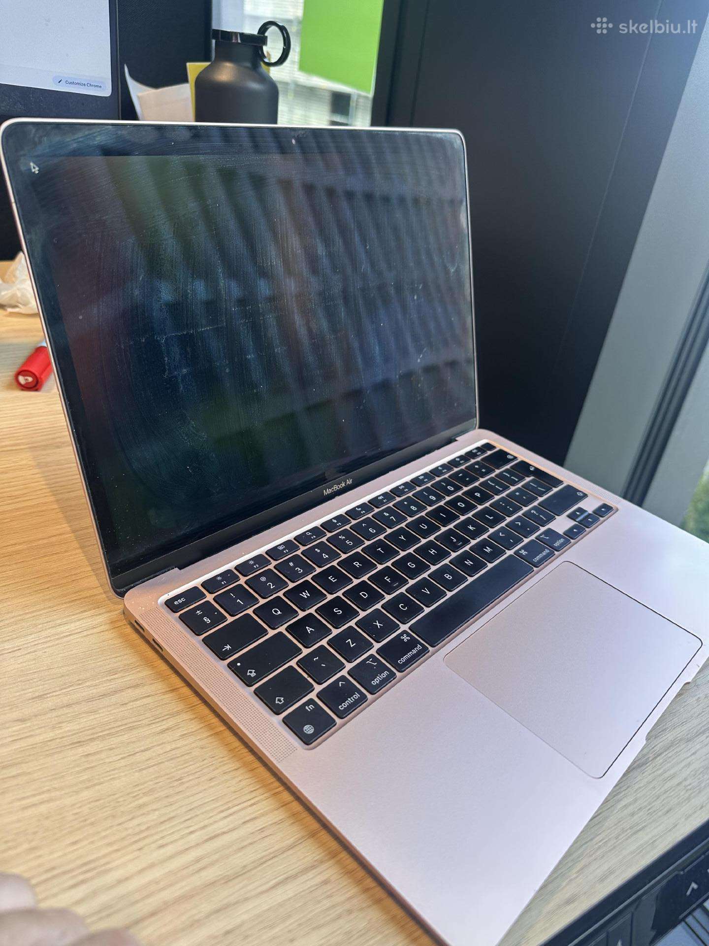MacBook air M1 gold