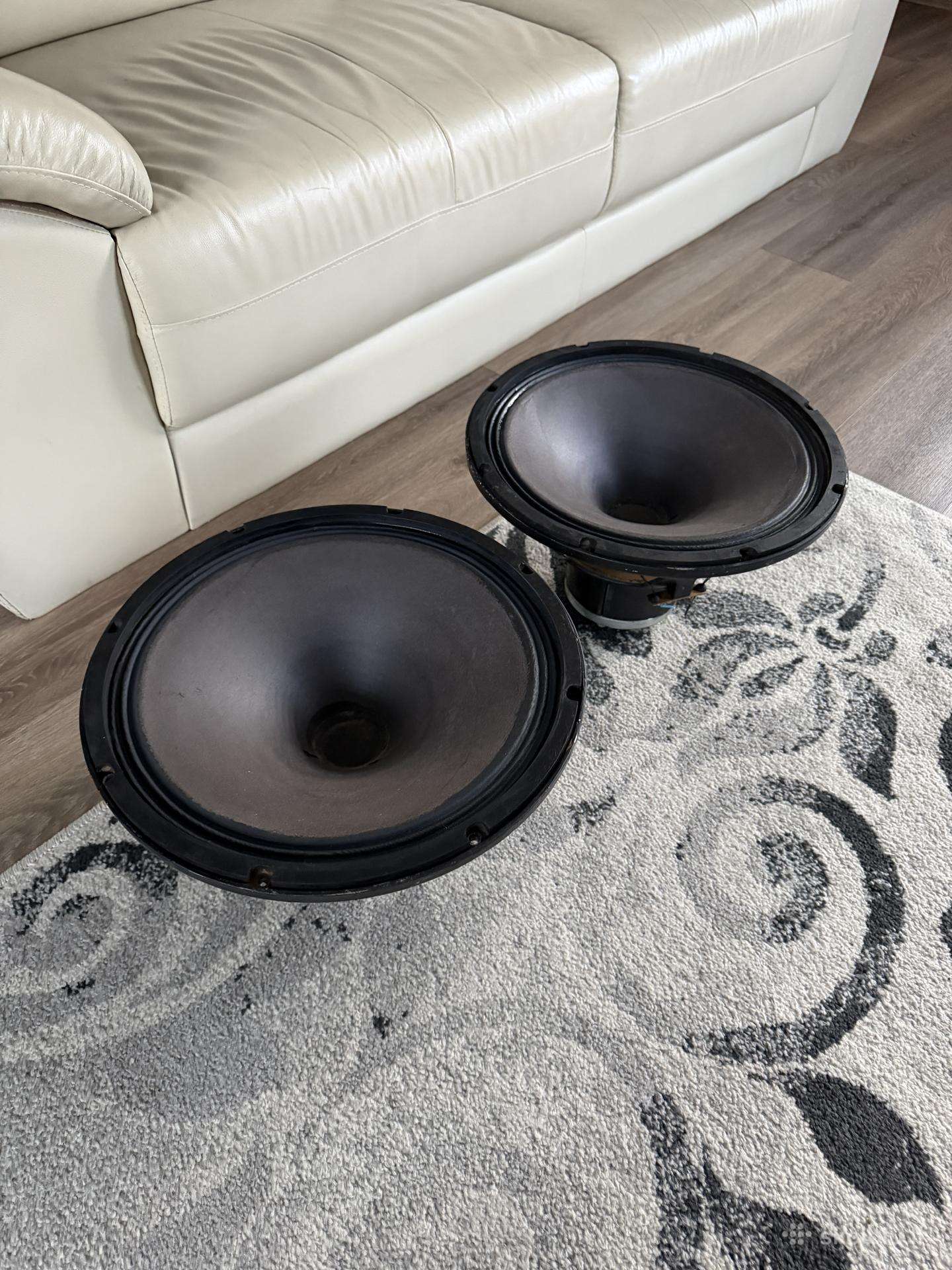Tesla 15"