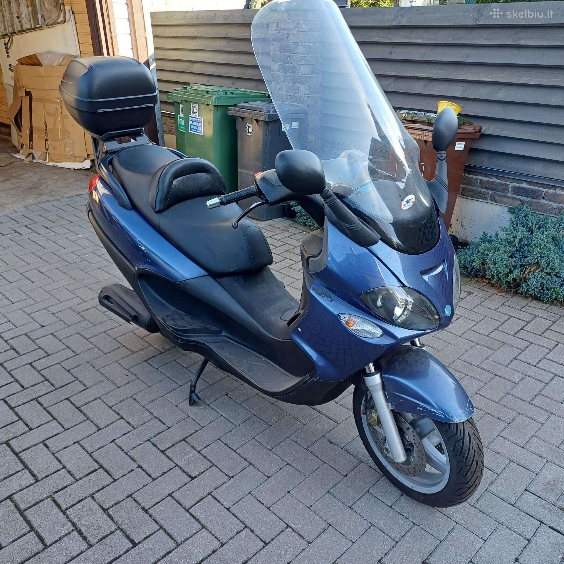Piaggio X9 250cc, scooters / mopeds