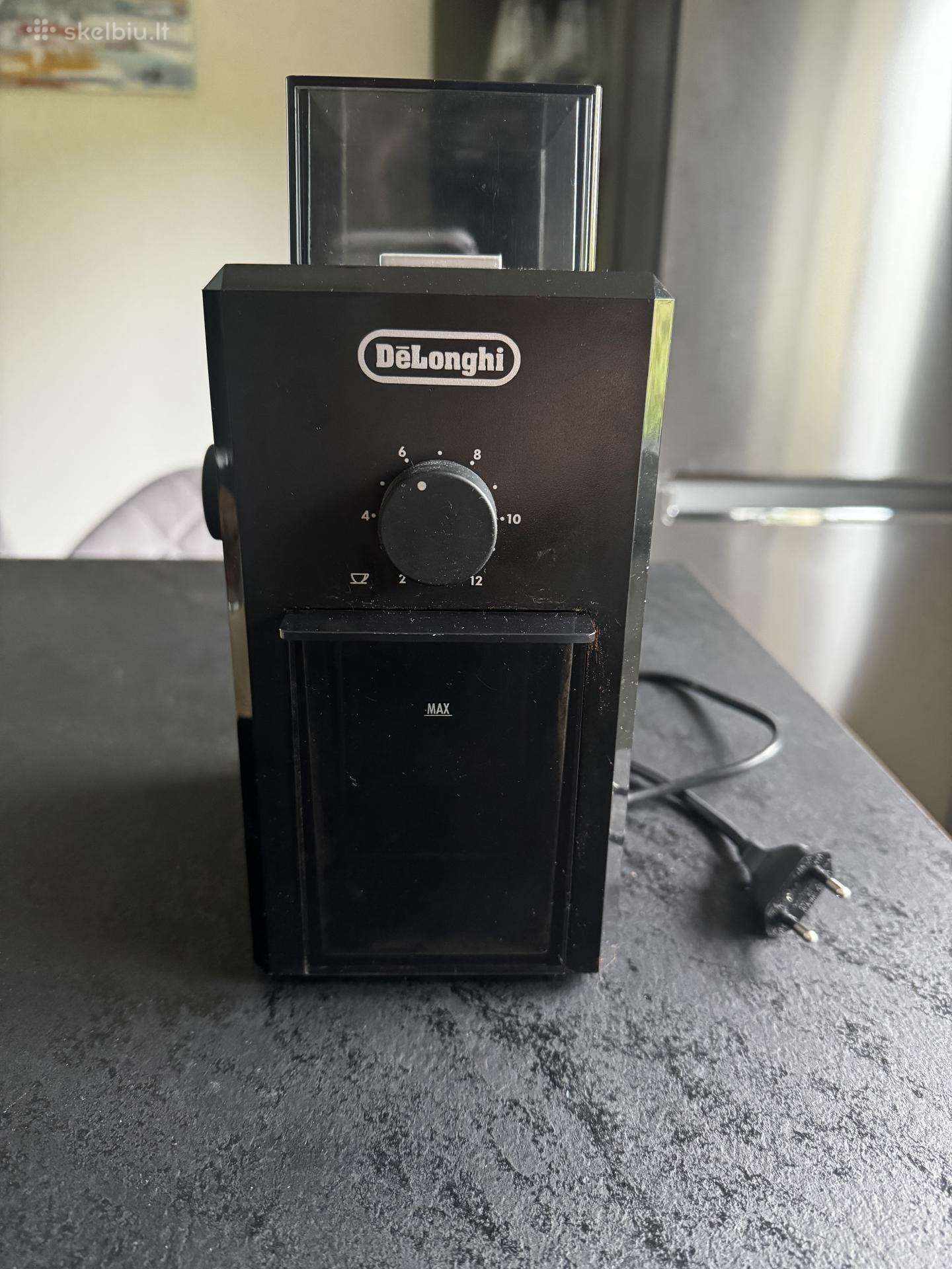 Delonghi elektrinė kavamalė – juoda